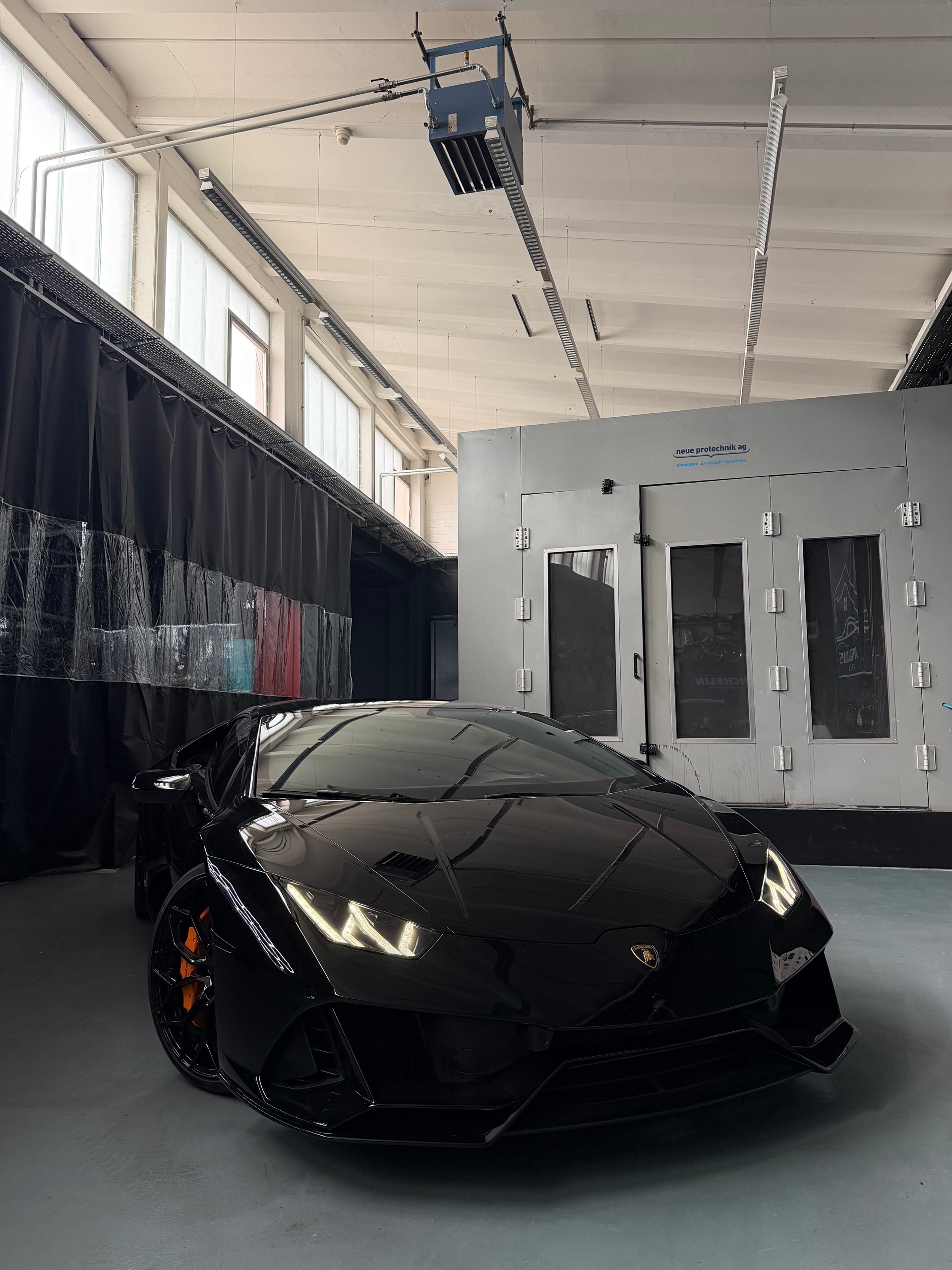 LAMBORGHINI Huracan EVO Coupé DCT-image-1