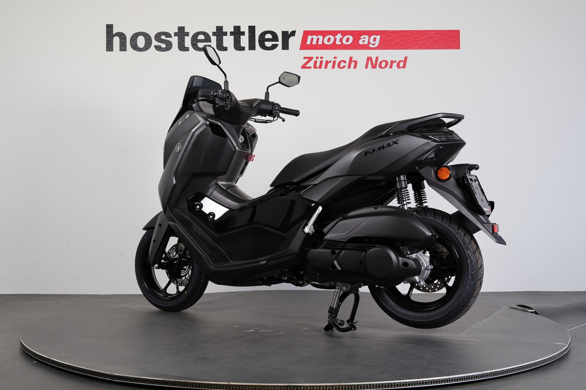 YAMAHA NMAX 125-showroom-element-3