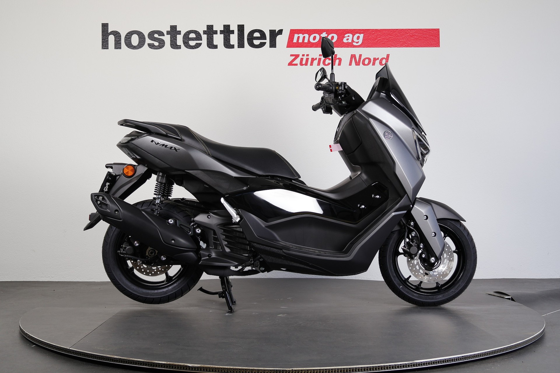 YAMAHA NMAX 125-showroom-element-1