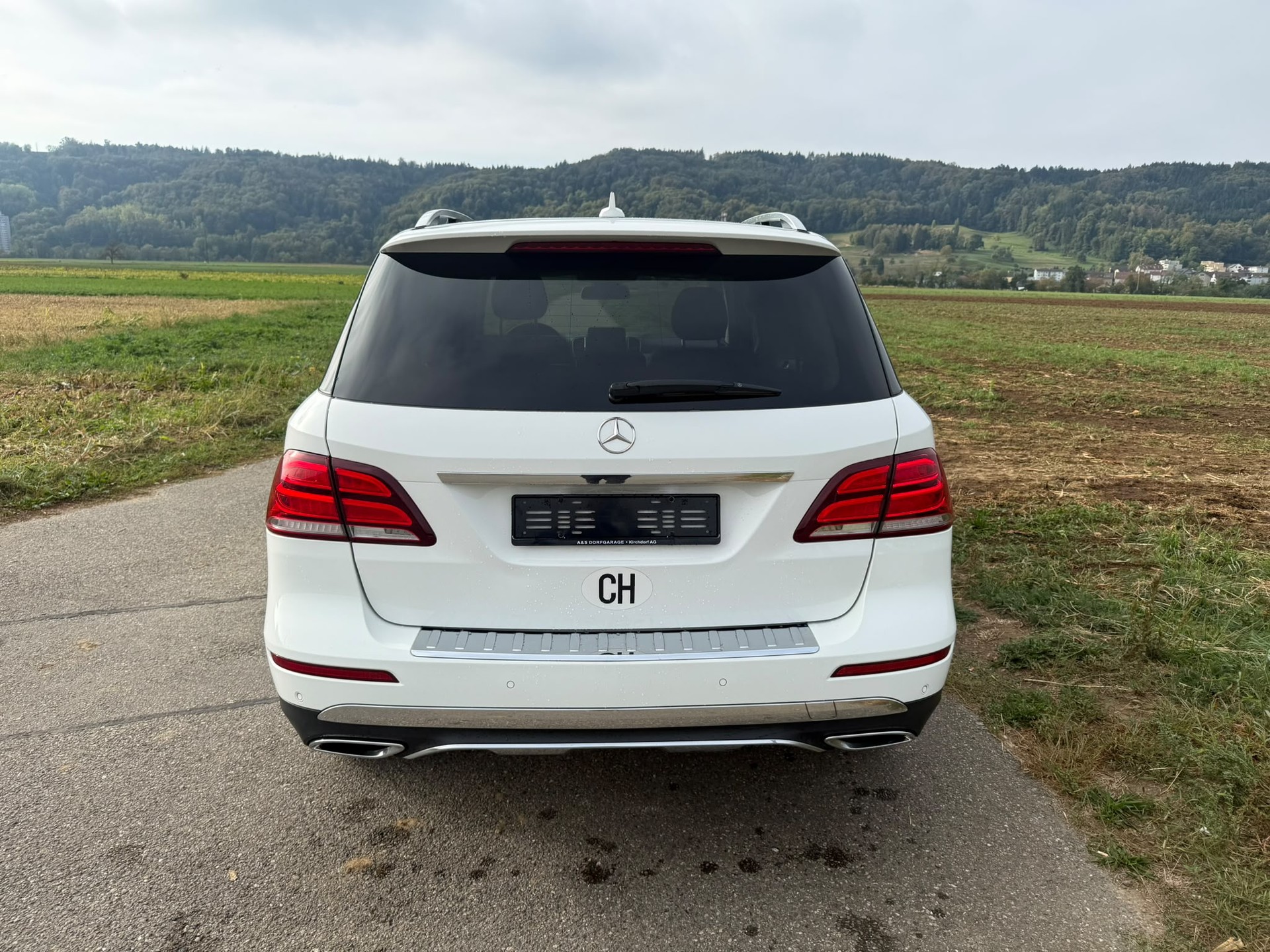 MERCEDES-BENZ GLE 250 d Executive 4Matic 9G-Tronic-image-3