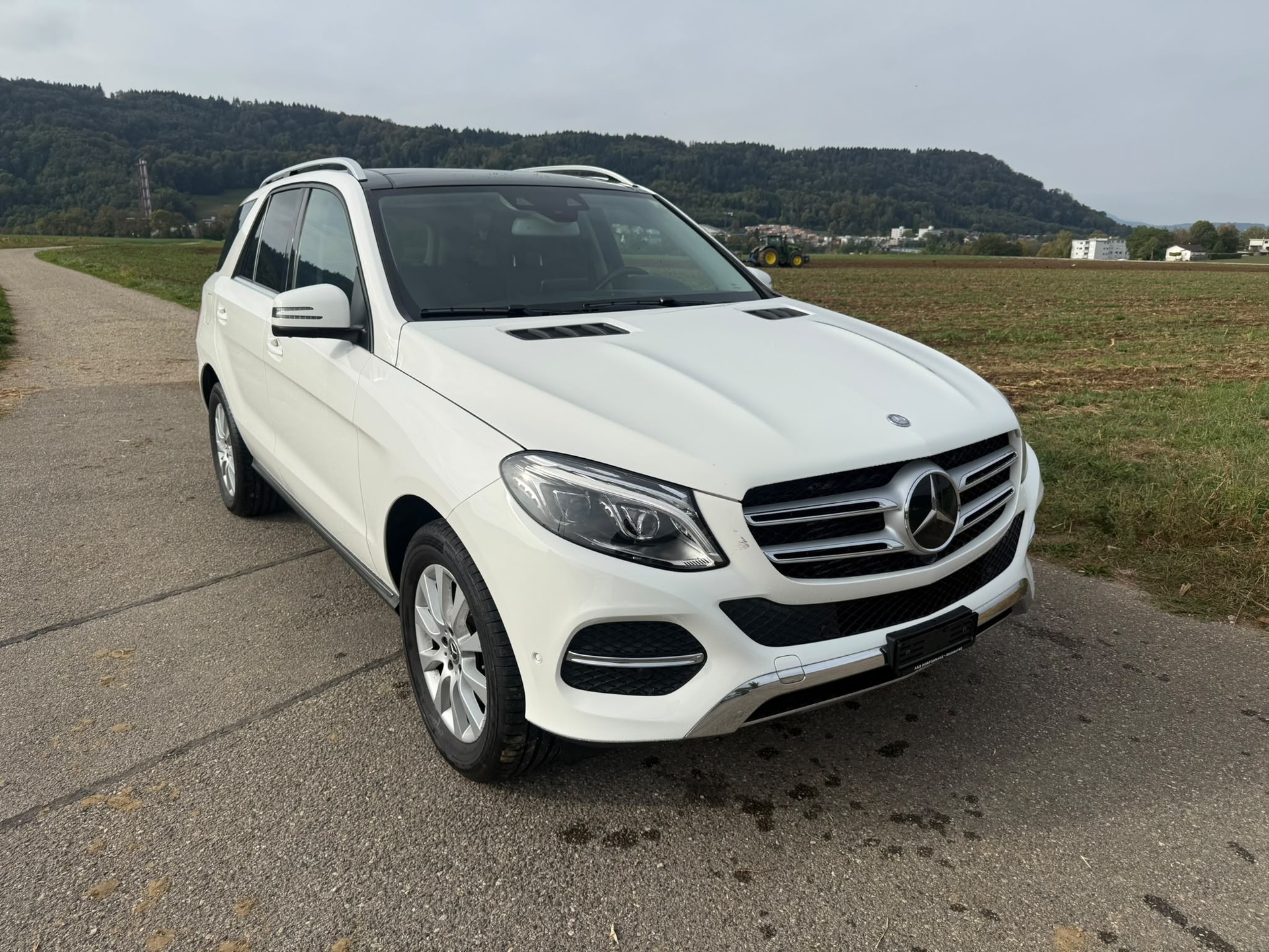 MERCEDES-BENZ GLE 250 d Executive 4Matic 9G-Tronic-image-6