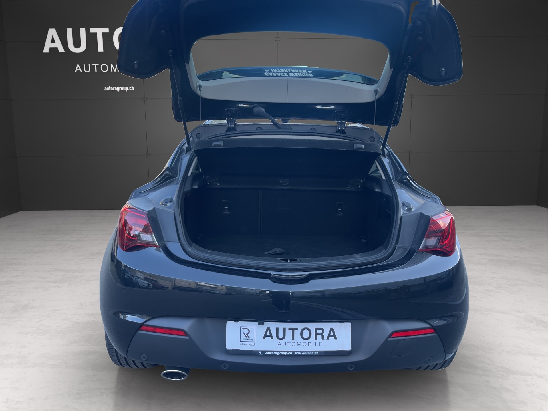 OPEL Astra GTC 1.6i 16V Sport-image-15