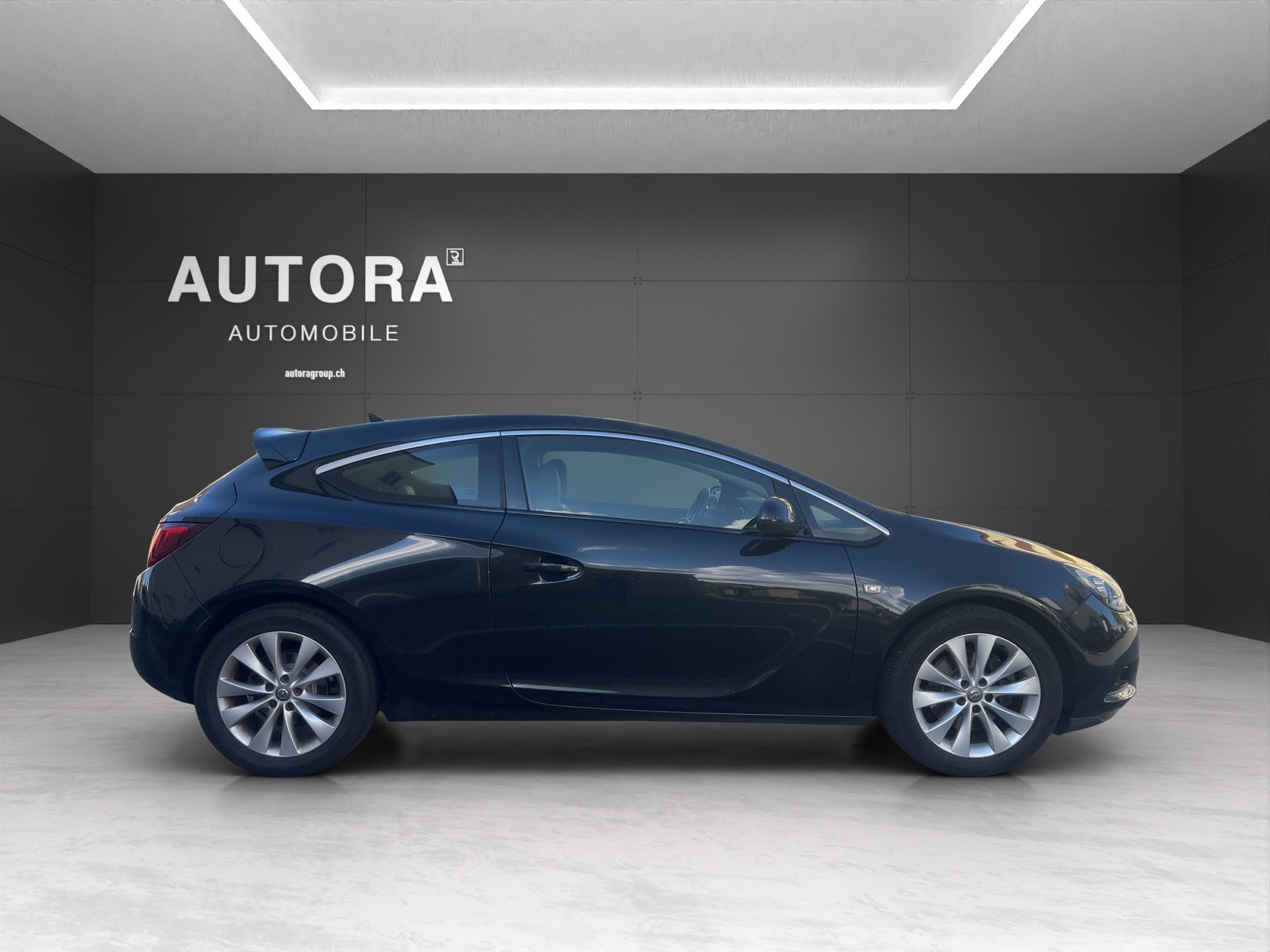 OPEL Astra GTC 1.6i 16V Sport-image-6