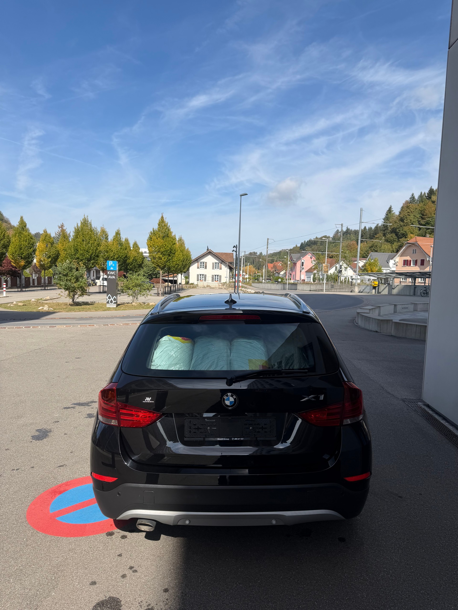 BMW X1 xDrive 18d-image-4