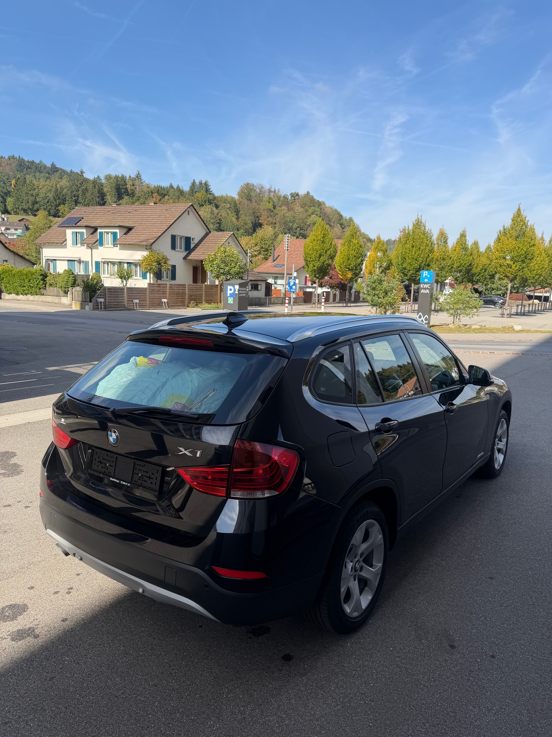 BMW X1 xDrive 18d-image-5
