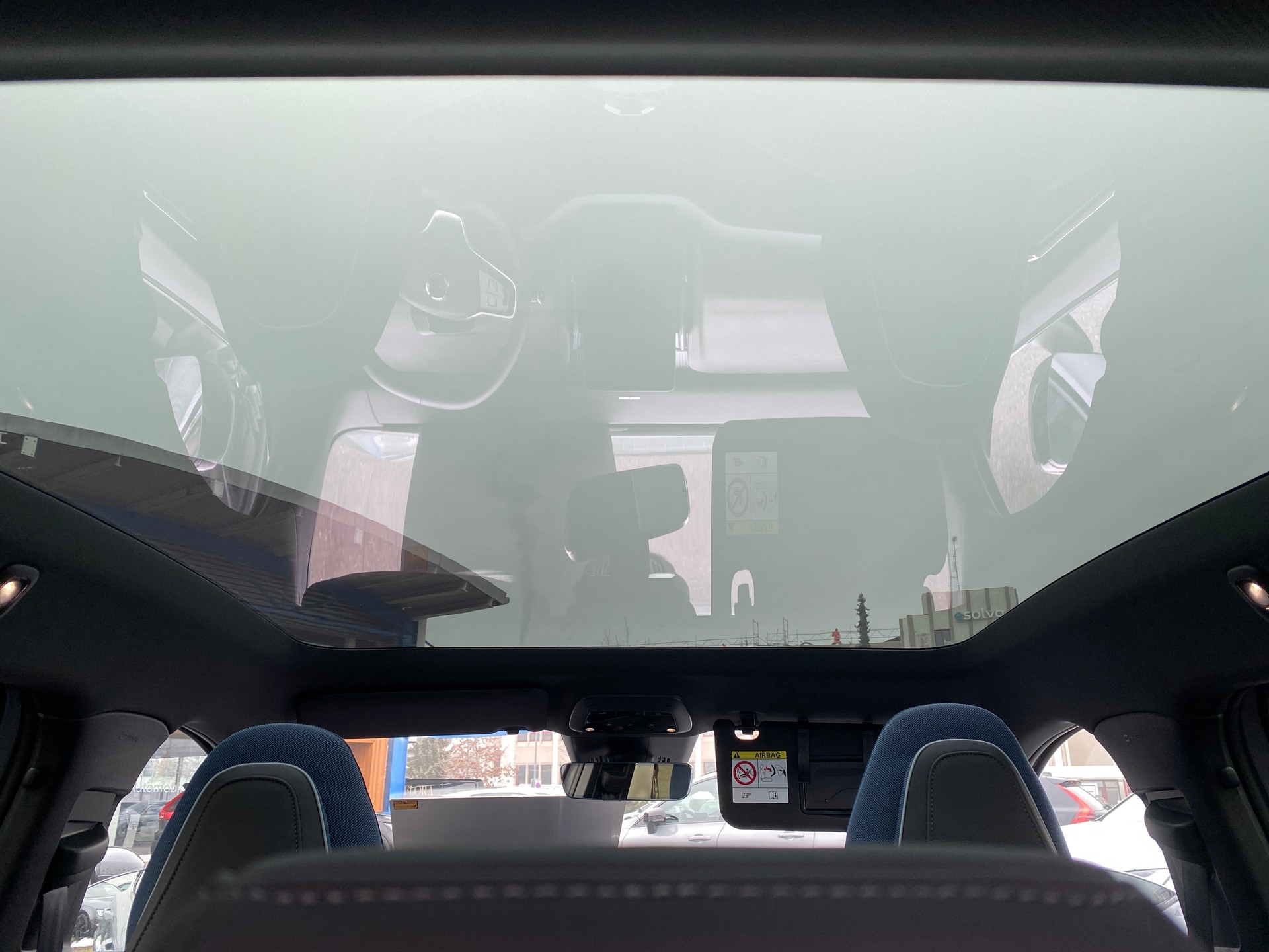 VOLVO EX30 CC E60 Twin Performance AWD-image-13