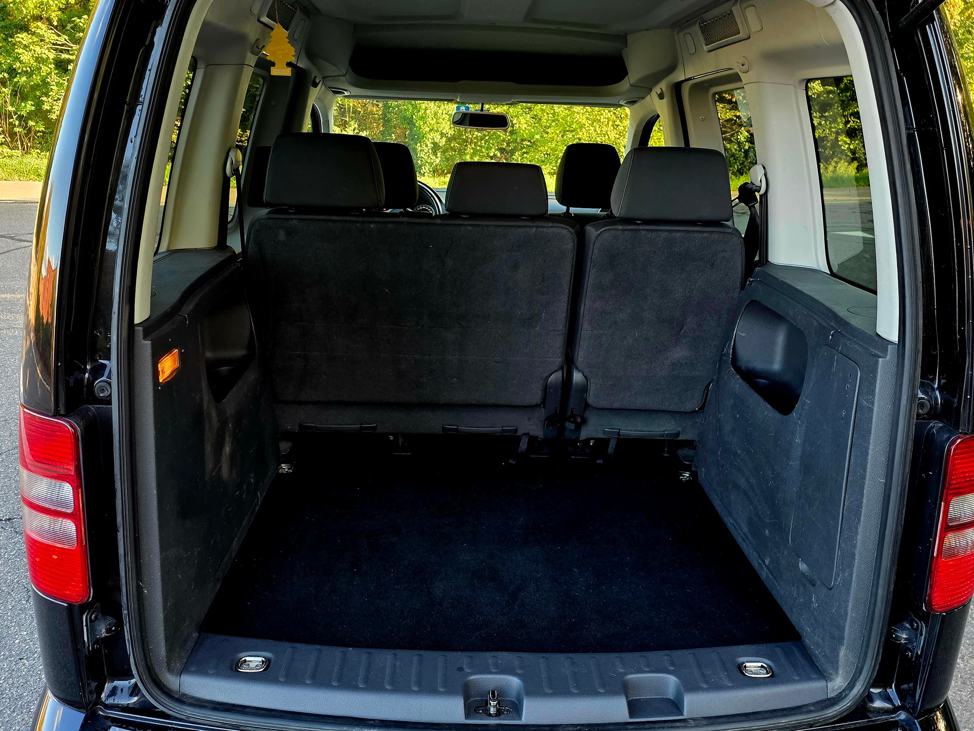 VW CaddyCross Tramp 2.0TD 4Motion DSG-image-2