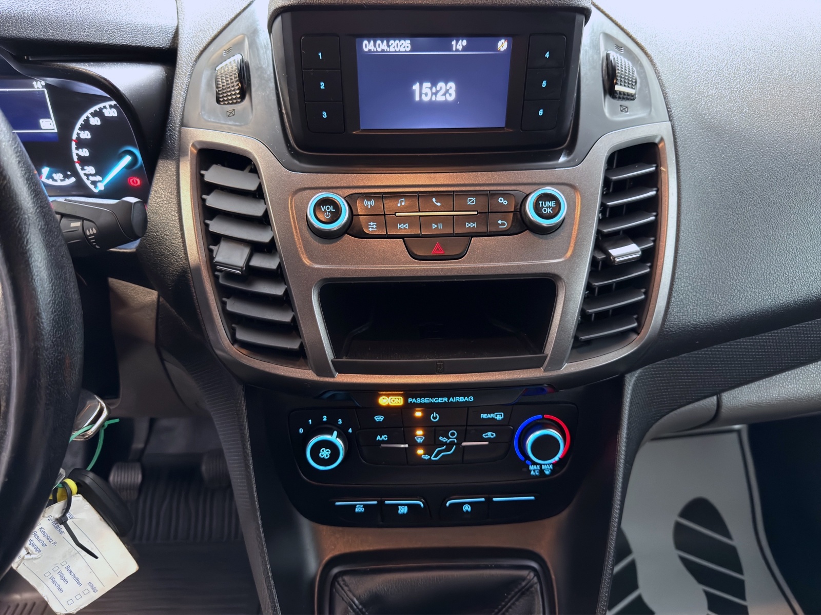 FORD 1.0 ECOBOOST L1 200TREND-image-6