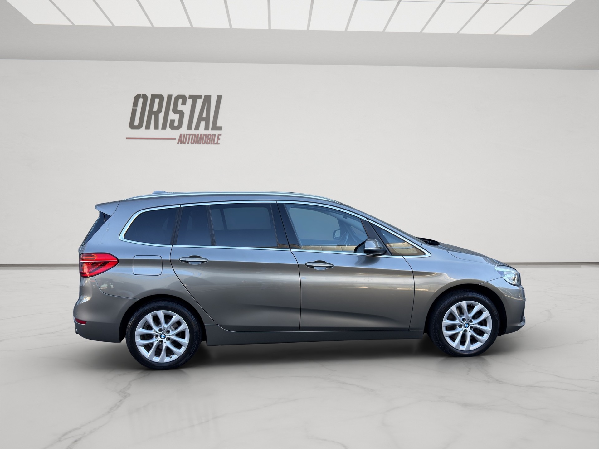 BMW 220d xDrive Gran Tourer M Sport Steptronic 7Plätzer-image-5