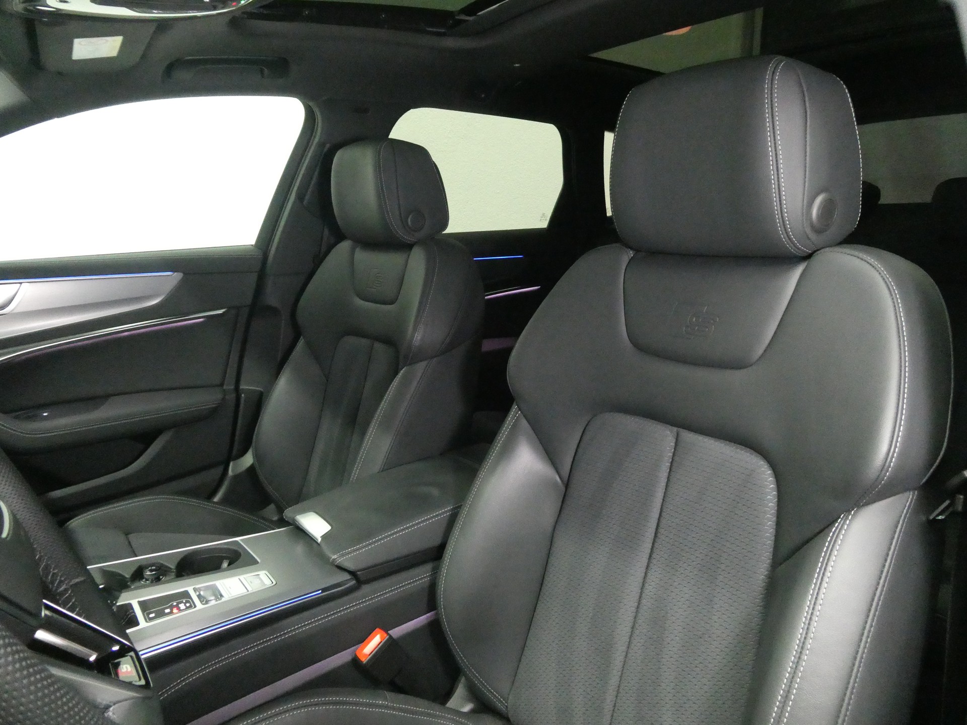 AUDI A6 Avant 50 TDI S line quattro tiptronic - Panorama - Matrix LED - B&O - Head-Up - AHK - Kamera - 286 PS-image-9