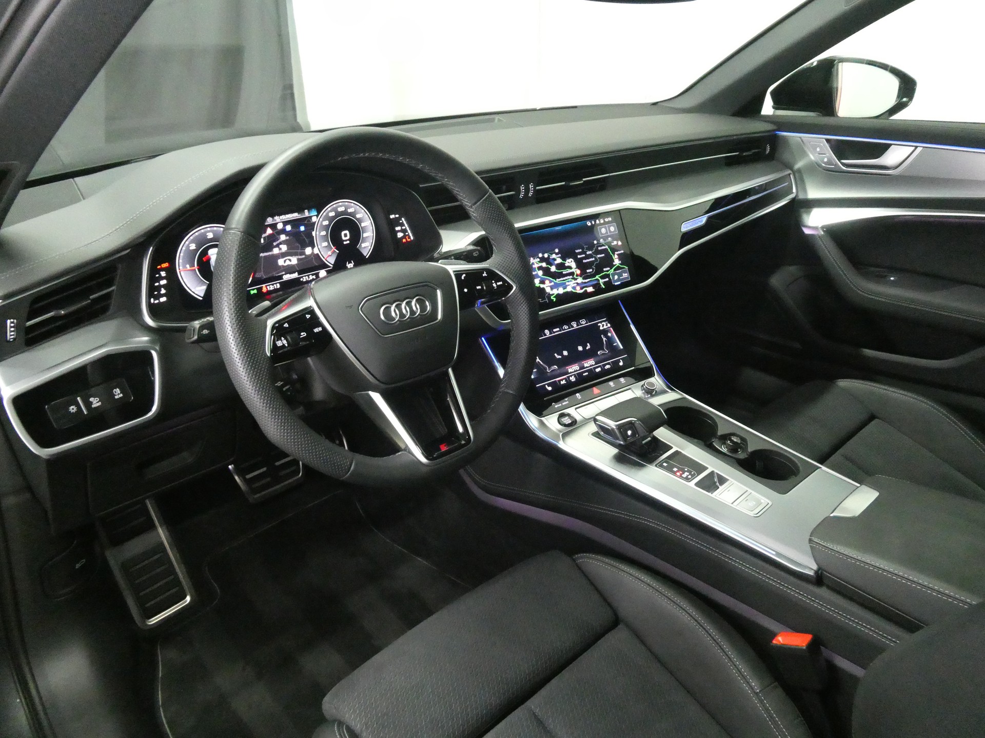 AUDI A6 Avant 50 TDI S line quattro tiptronic - Panorama - Matrix LED - B&O - Head-Up - AHK - Kamera - 286 PS-image-8