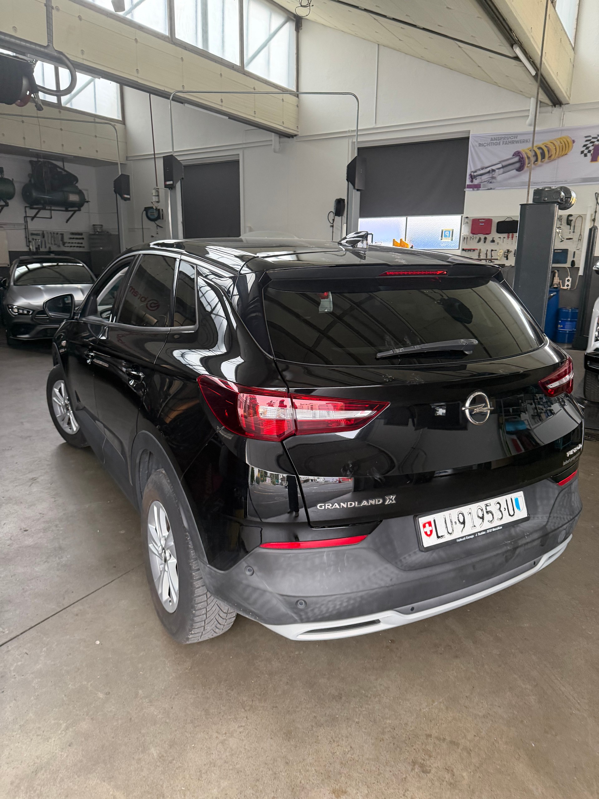 OPEL Grandland X 1.5CDTi Excellence Automatic-image-4