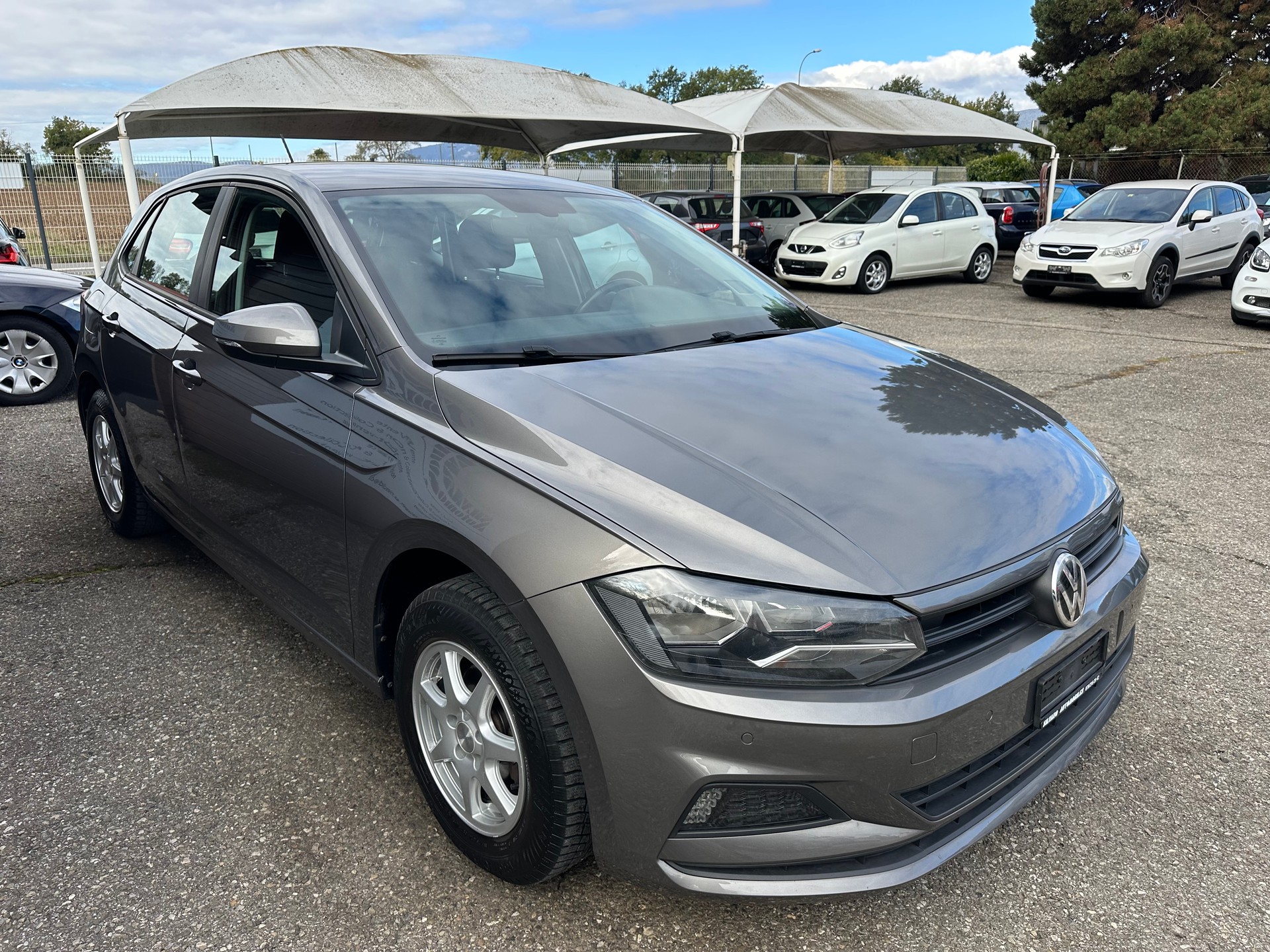 VW Polo 1.0 BMT Trendline-showroom-element-2