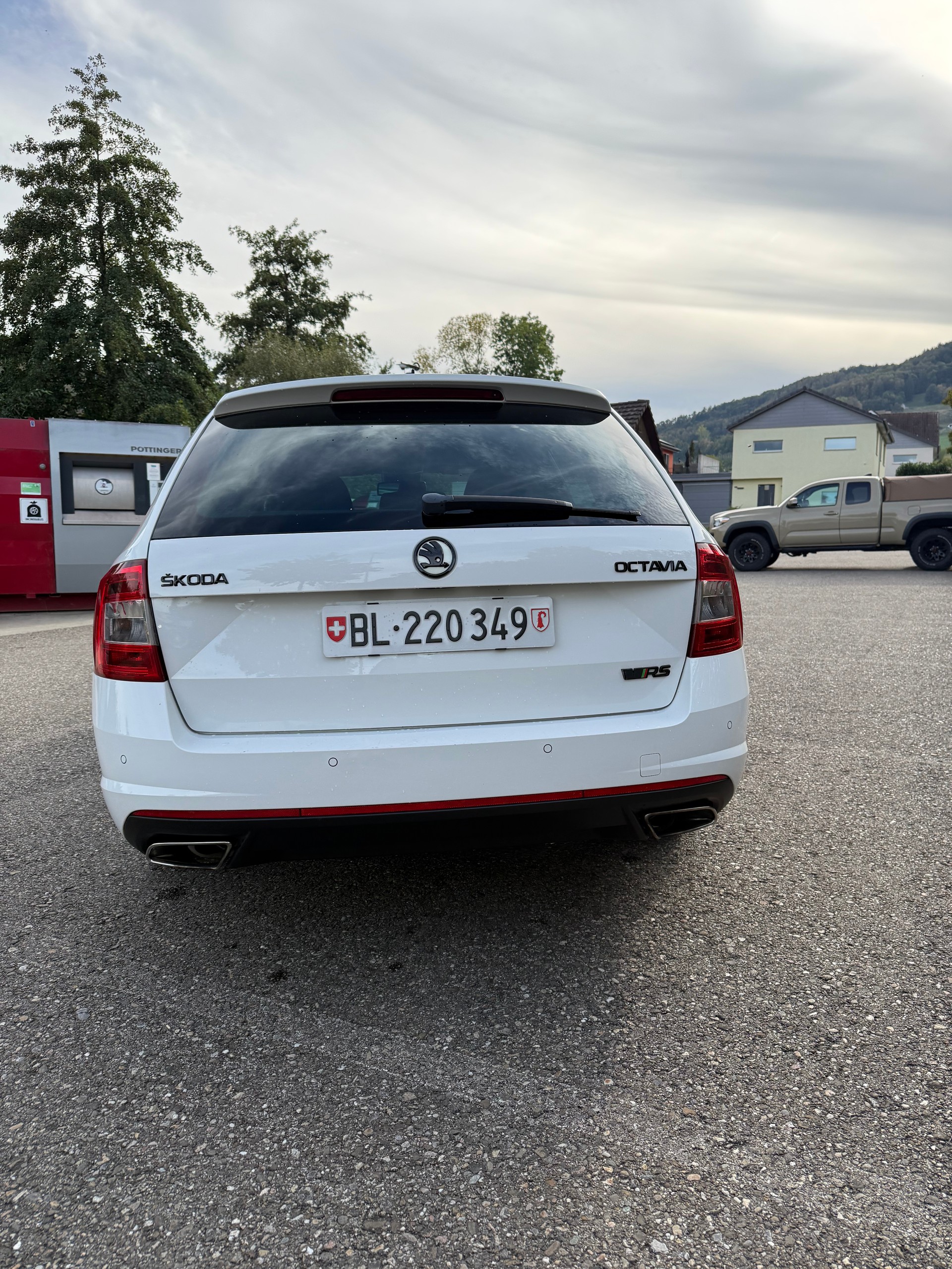 SKODA 2.0 TSI RS-image-2