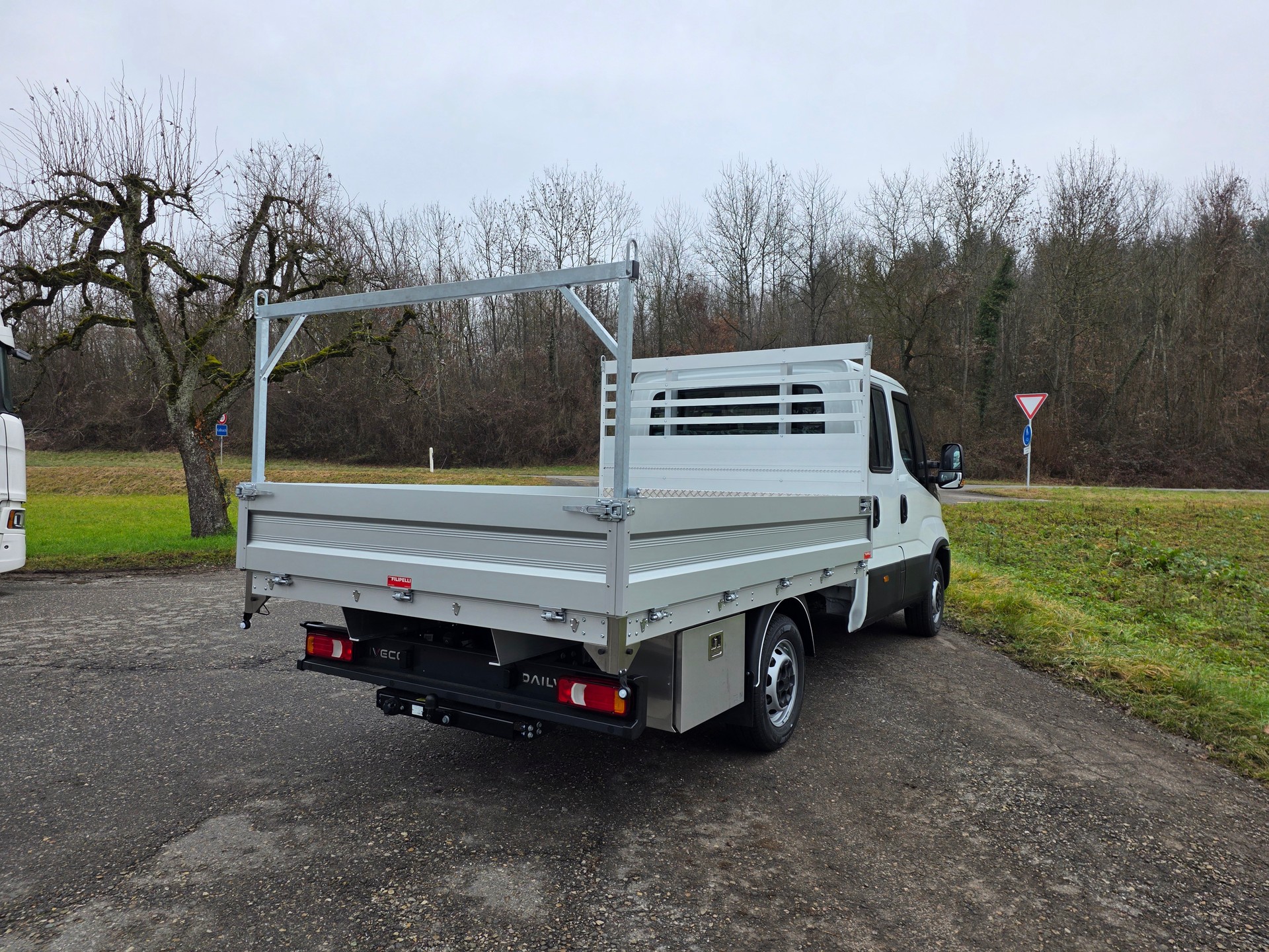 IVECO 35 S 18H A8 D-image-1