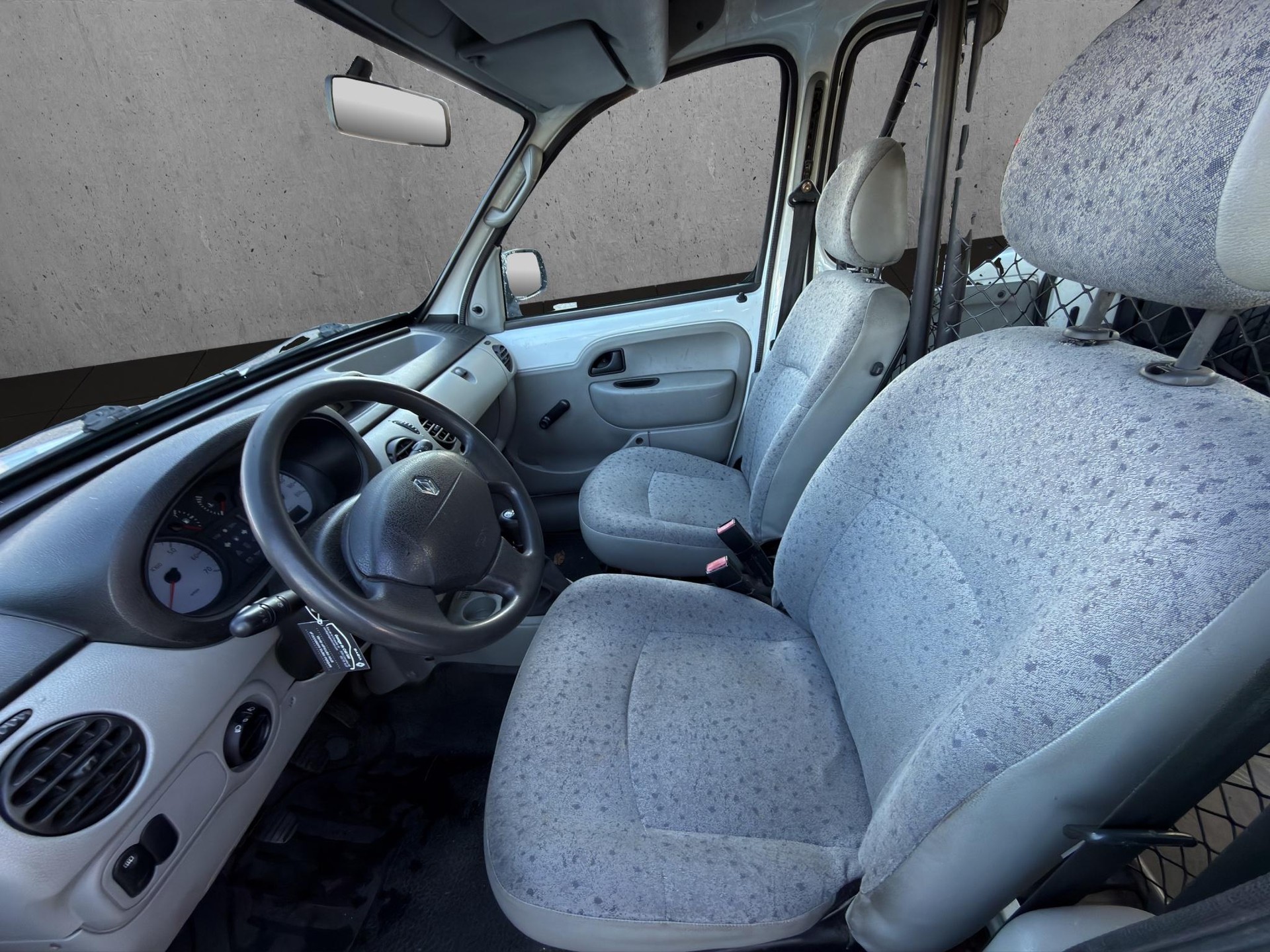 RENAULT Kangoo Express 1.6 16V 4x4-image-8