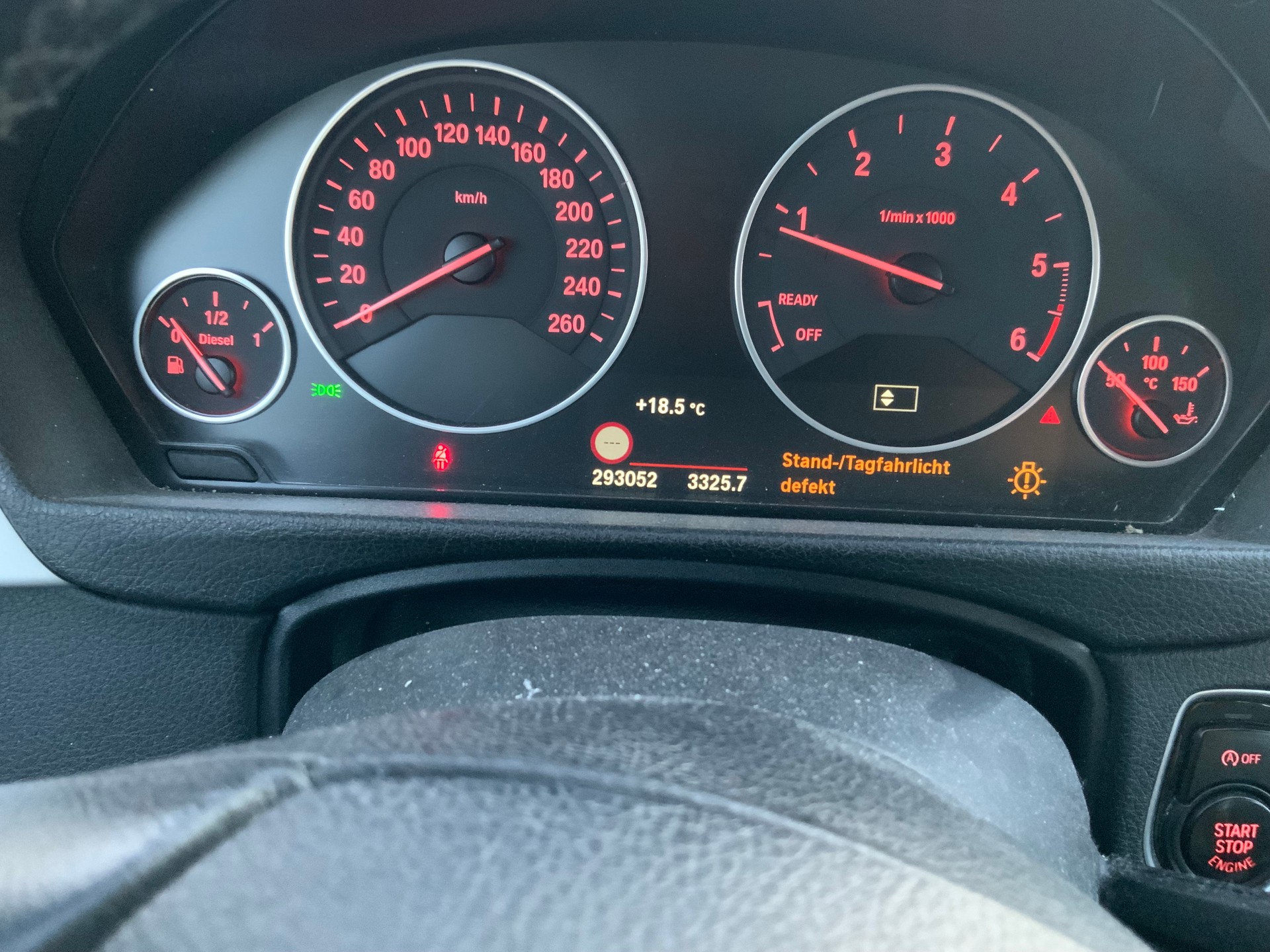 BMW 318d xDrive Touring Sport Line-image-8