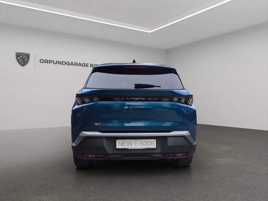PEUGEOT 5008 e-Allure-image-3