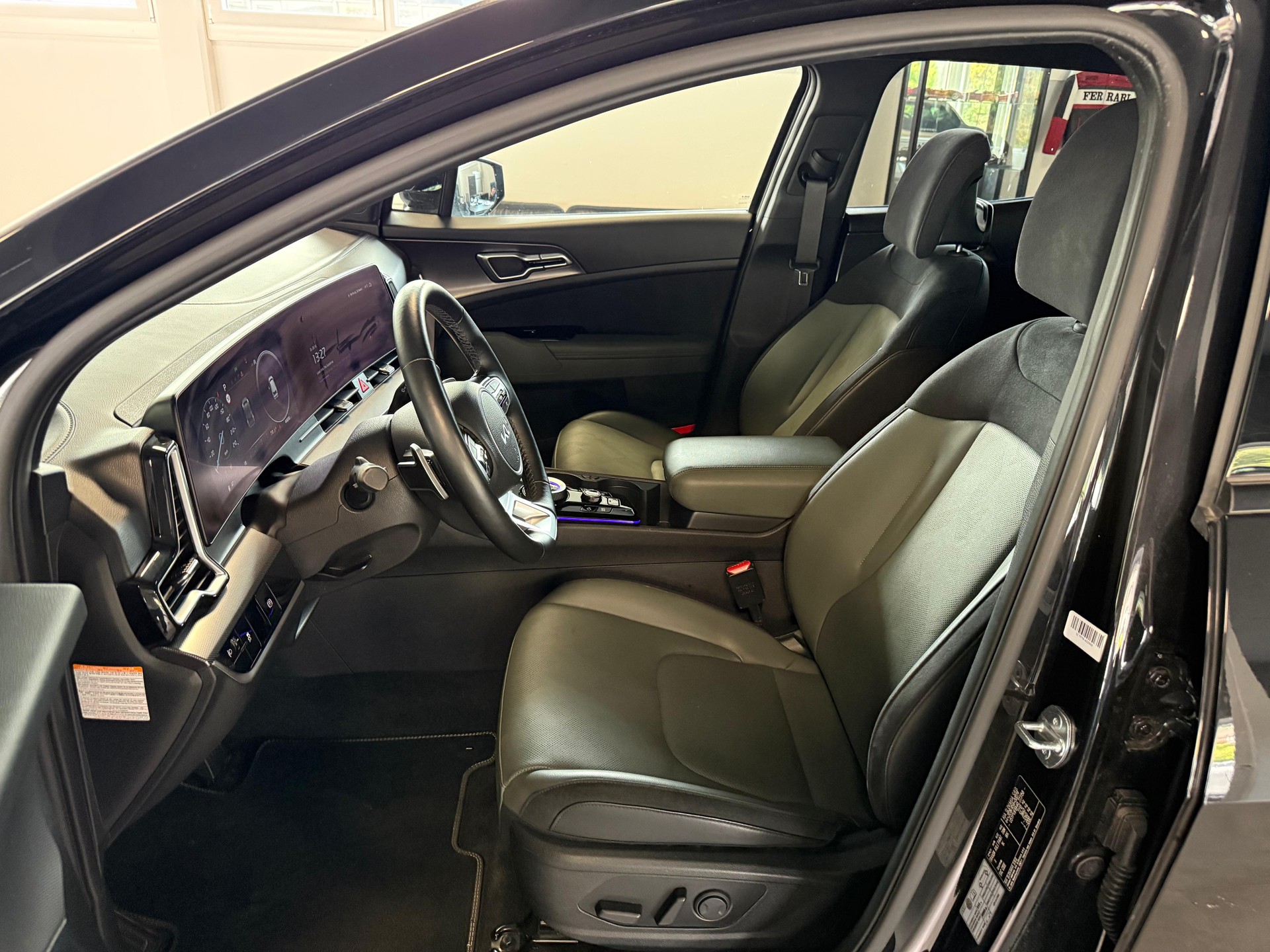 KIA Sportage 1.6T-GDi MHEV Power Edition 4x4 7DCT-image-15