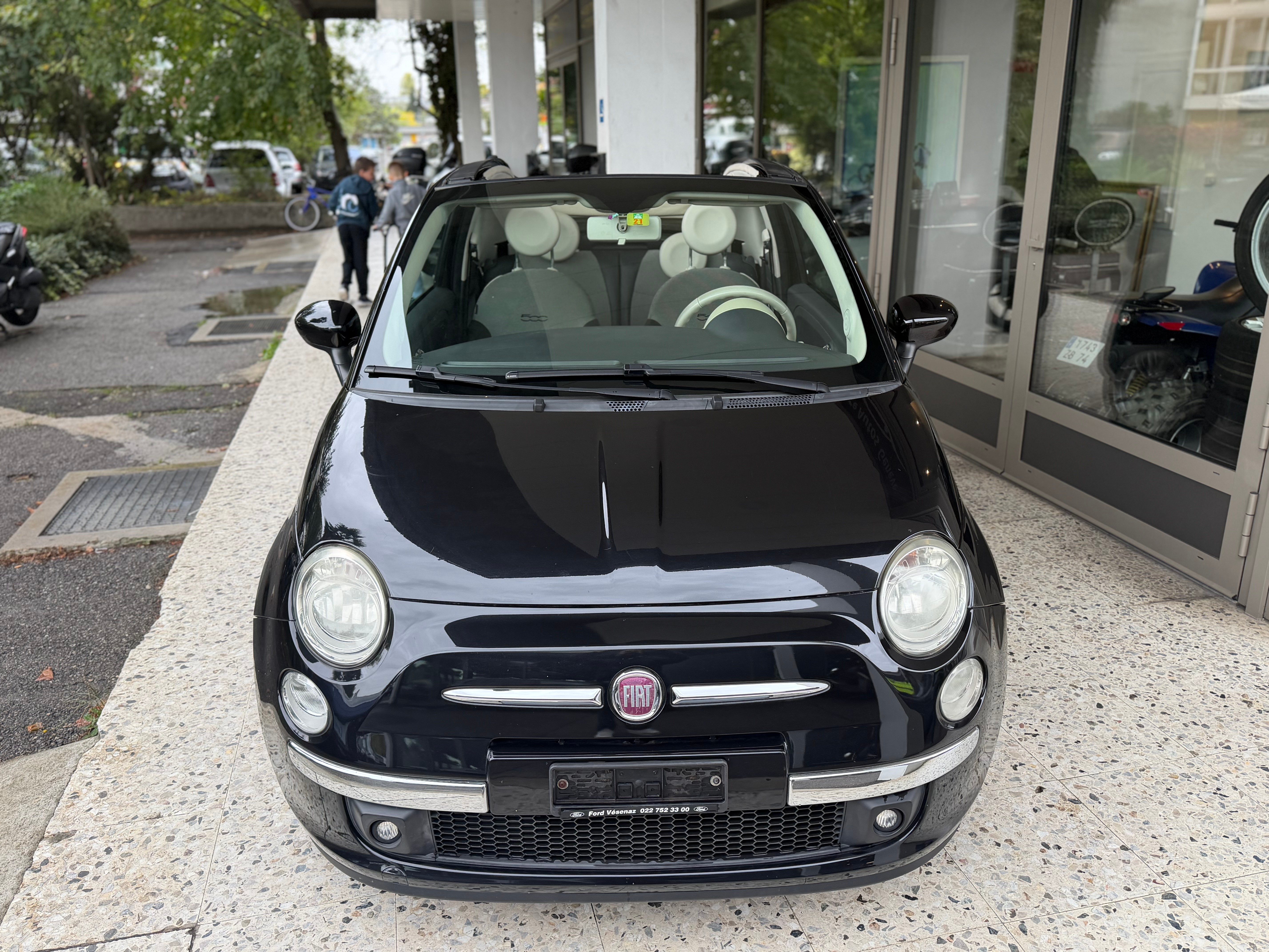 Car photo