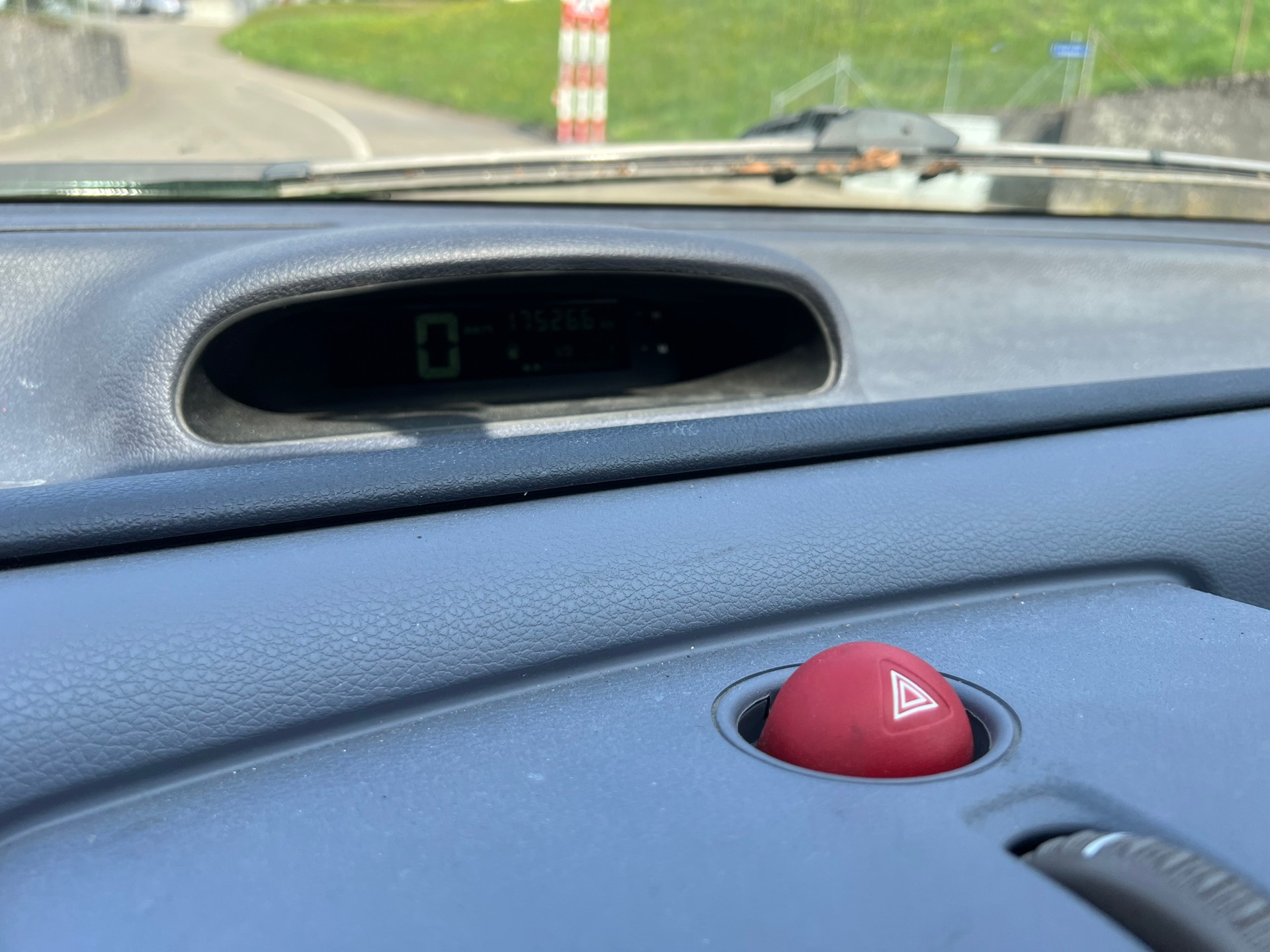 RENAULT Twingo 1.2 Matic-image-8