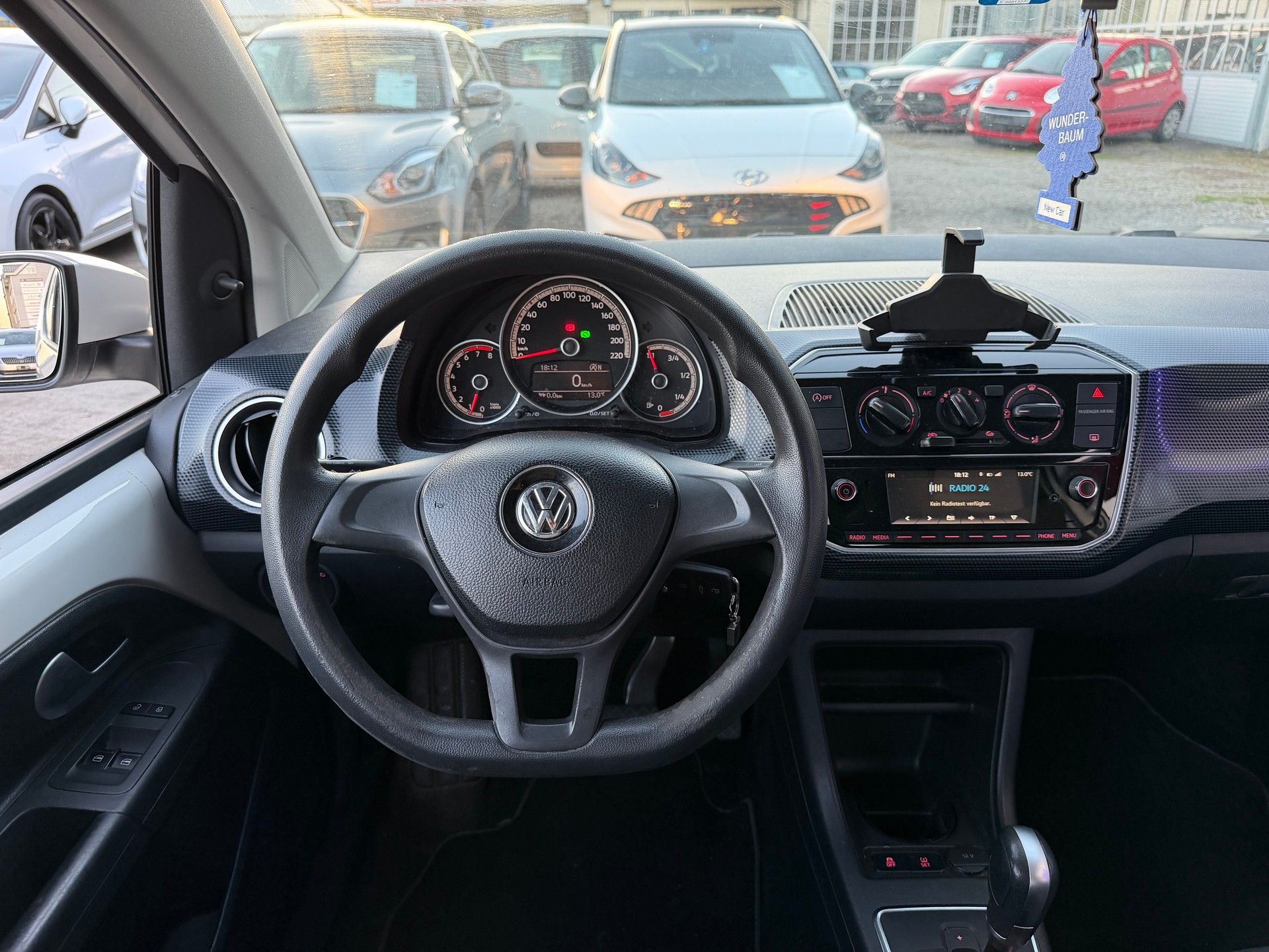 VW Up 1.0 BMT high up ASG-image-14