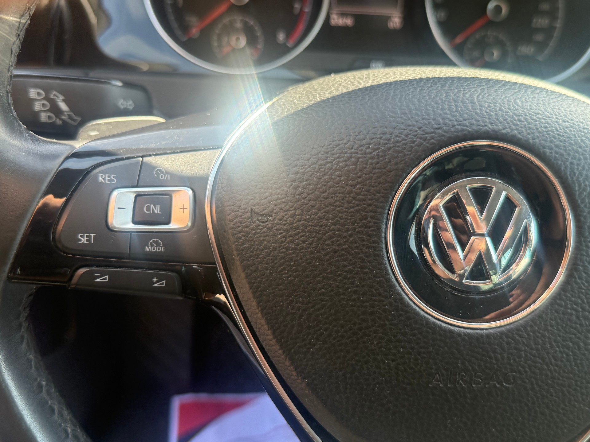 VW Golf 1.4 TSI Highline DSG-image-13
