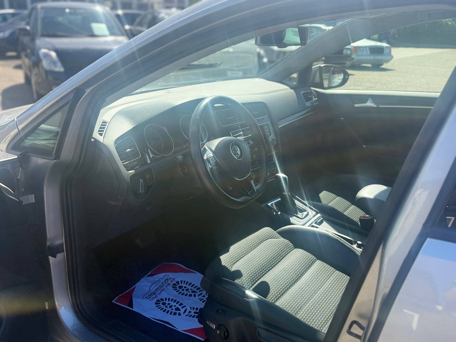 VW Golf 1.4 TSI Highline DSG-image-5