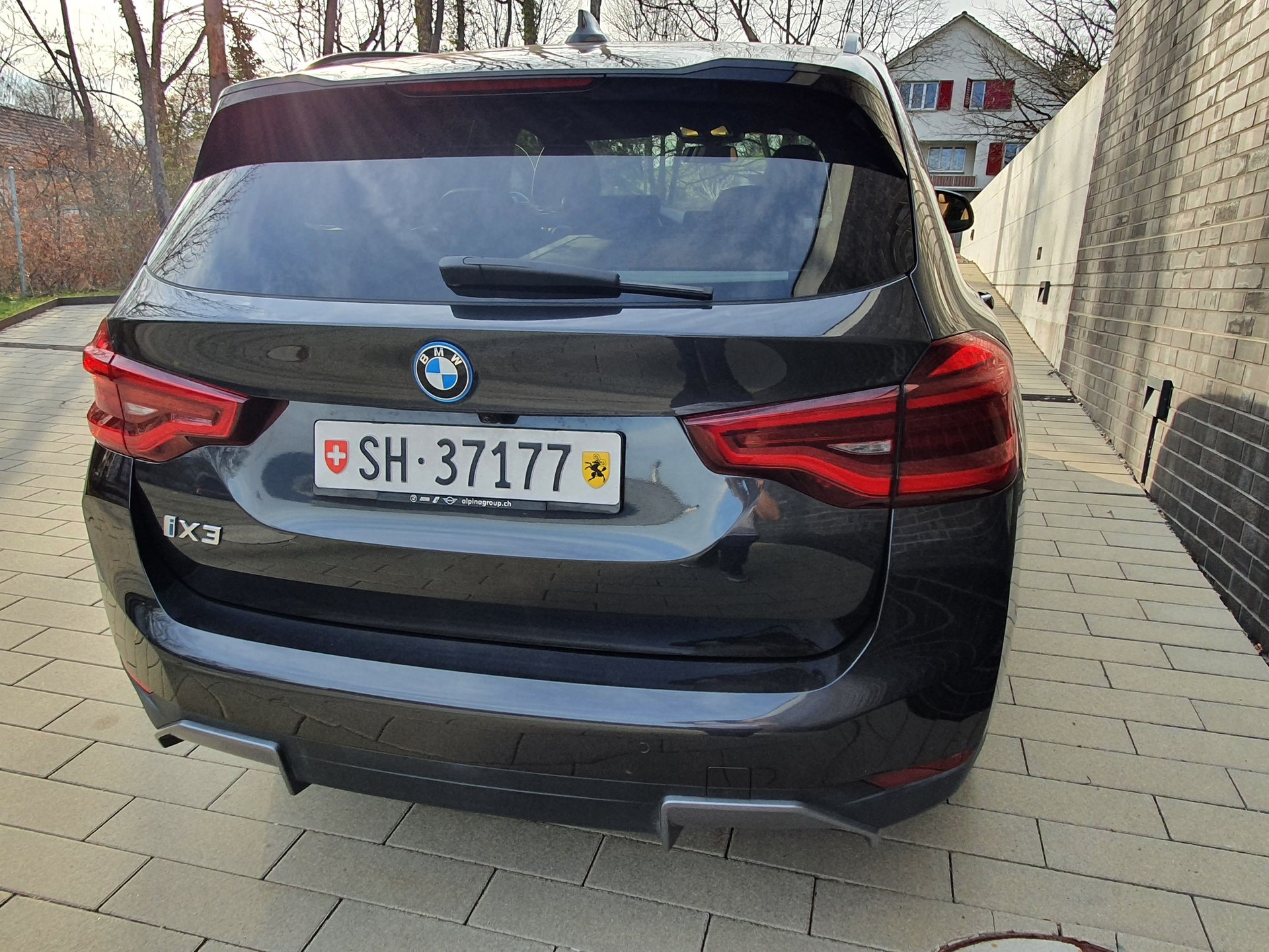 BMW iX3 Impressive-image-2