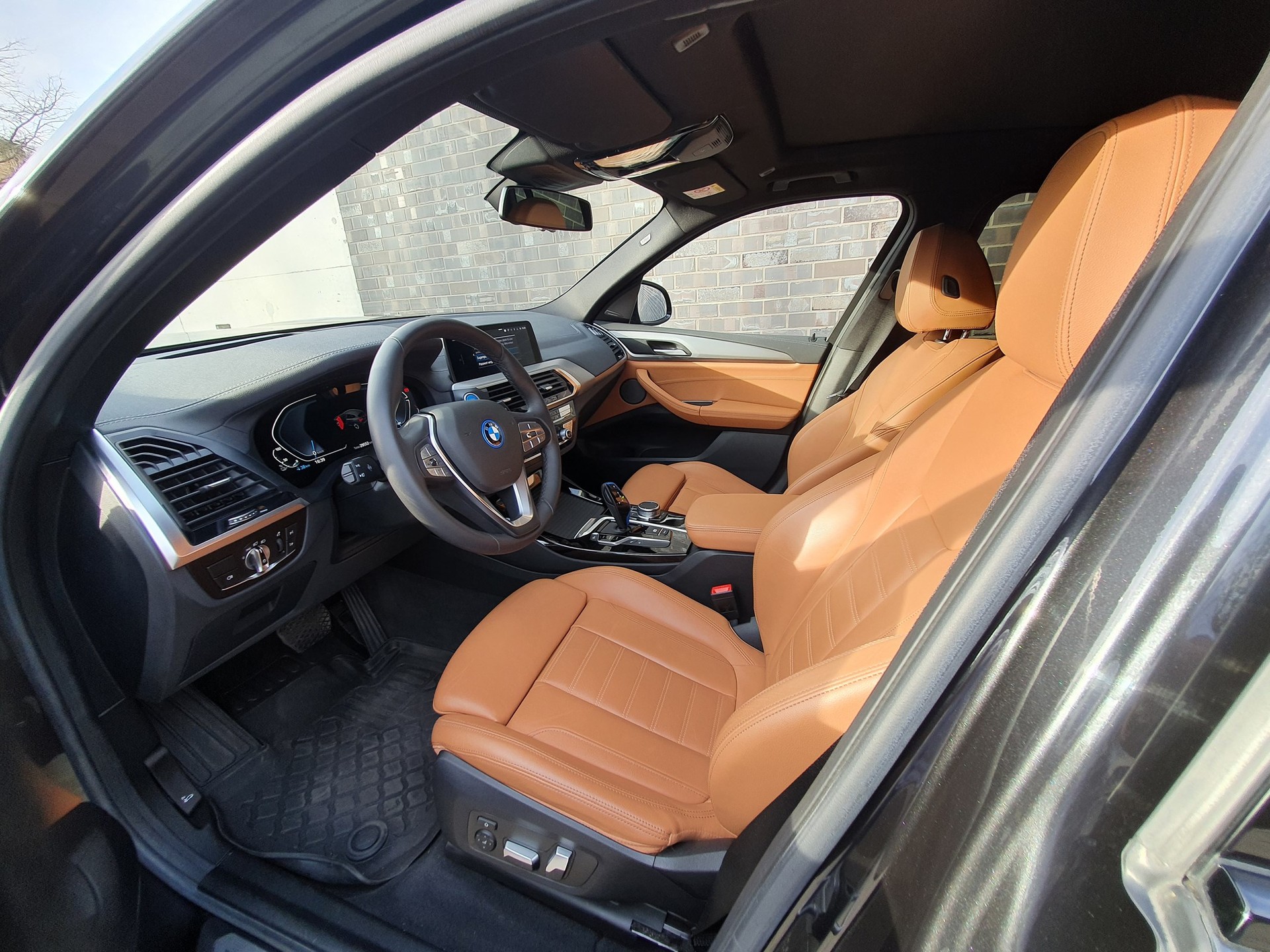 BMW iX3 Impressive-image-3