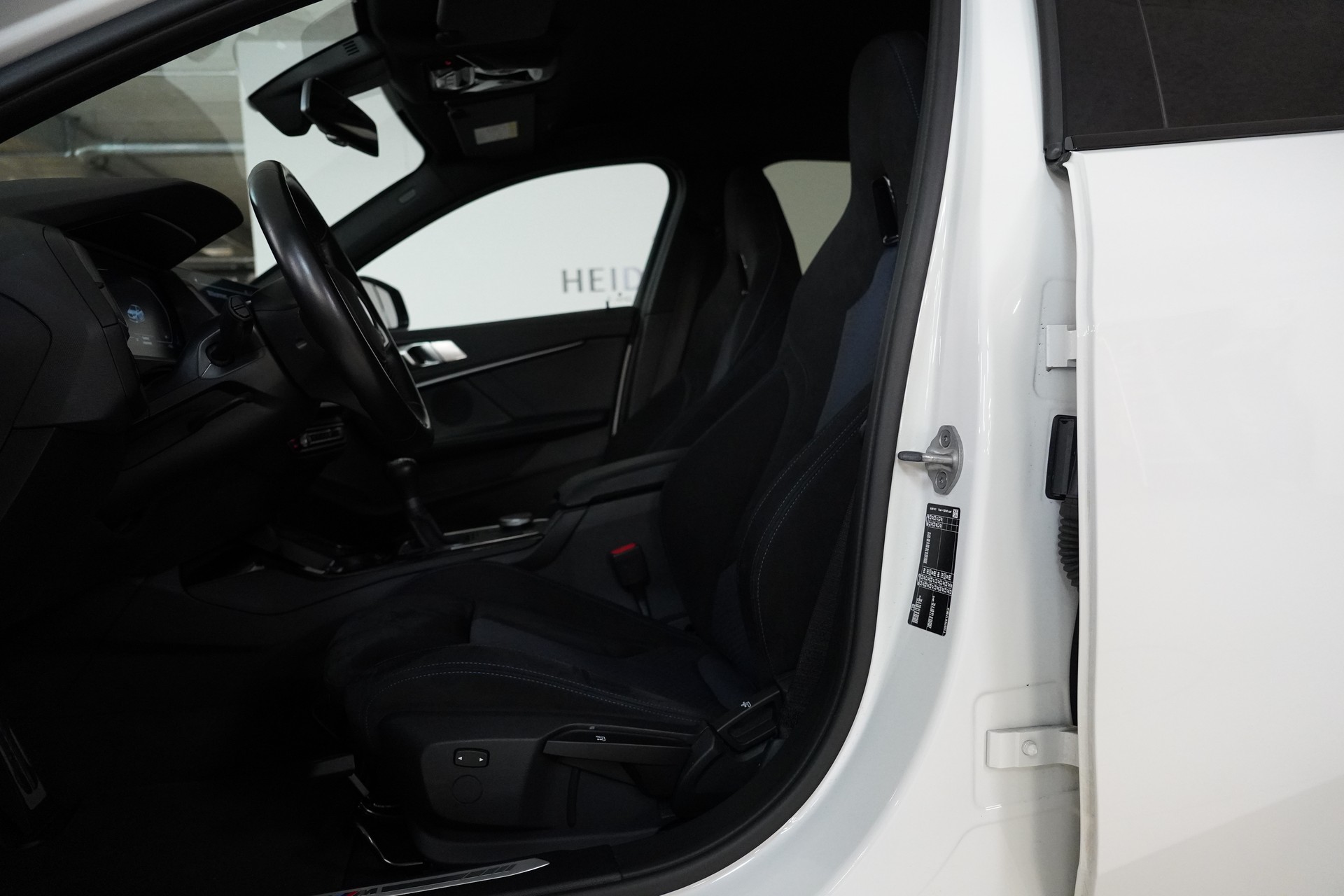 BMW 118d M Sport-image-10