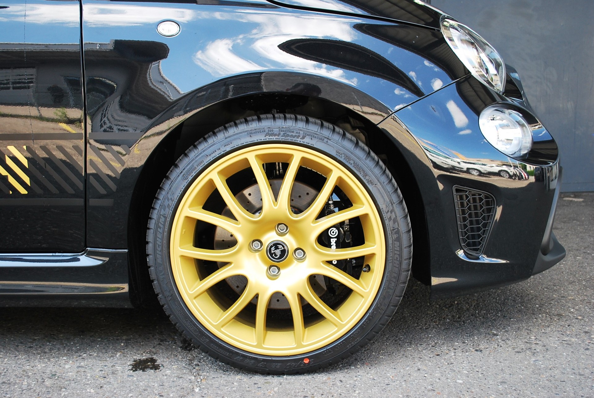 FIAT 695 1.4 16V Turbo Abarth Competizione-image-9