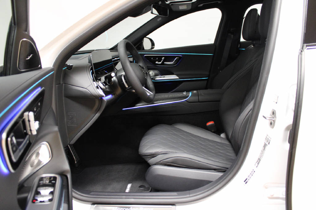 MERCEDES-BENZ E 450 d 4Matic AMG Line Limousine-image-4