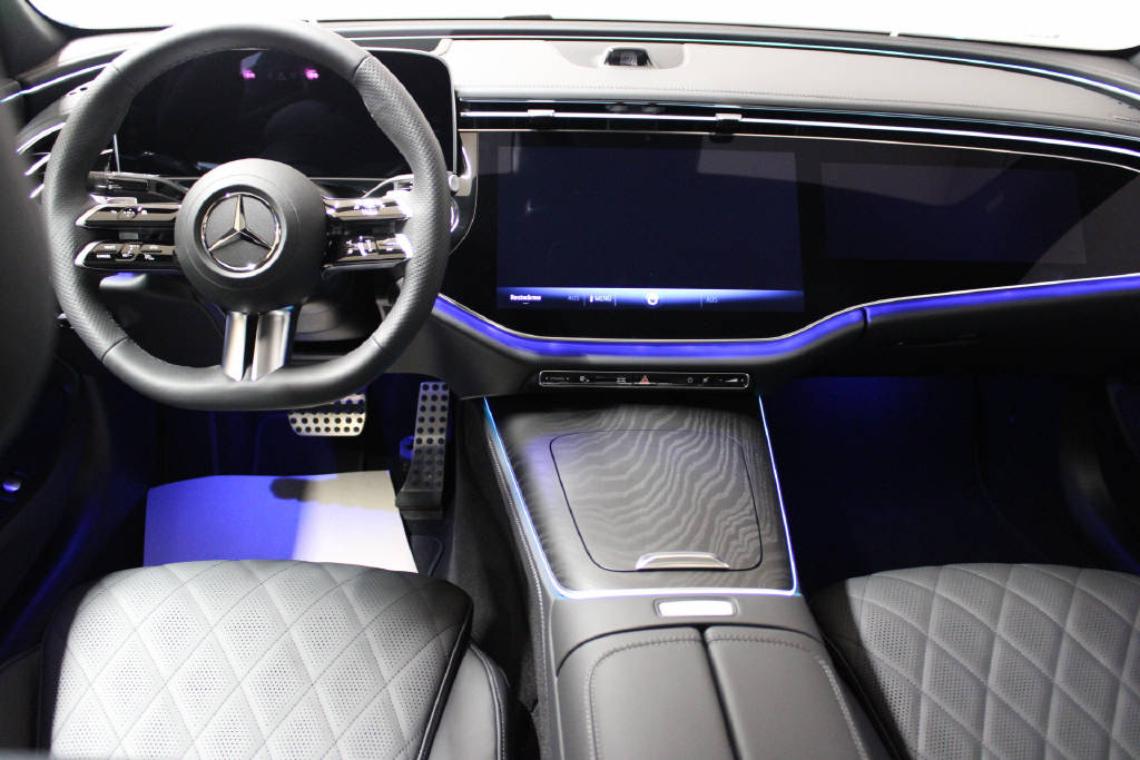MERCEDES-BENZ E 450 d 4Matic AMG Line Limousine-image-5