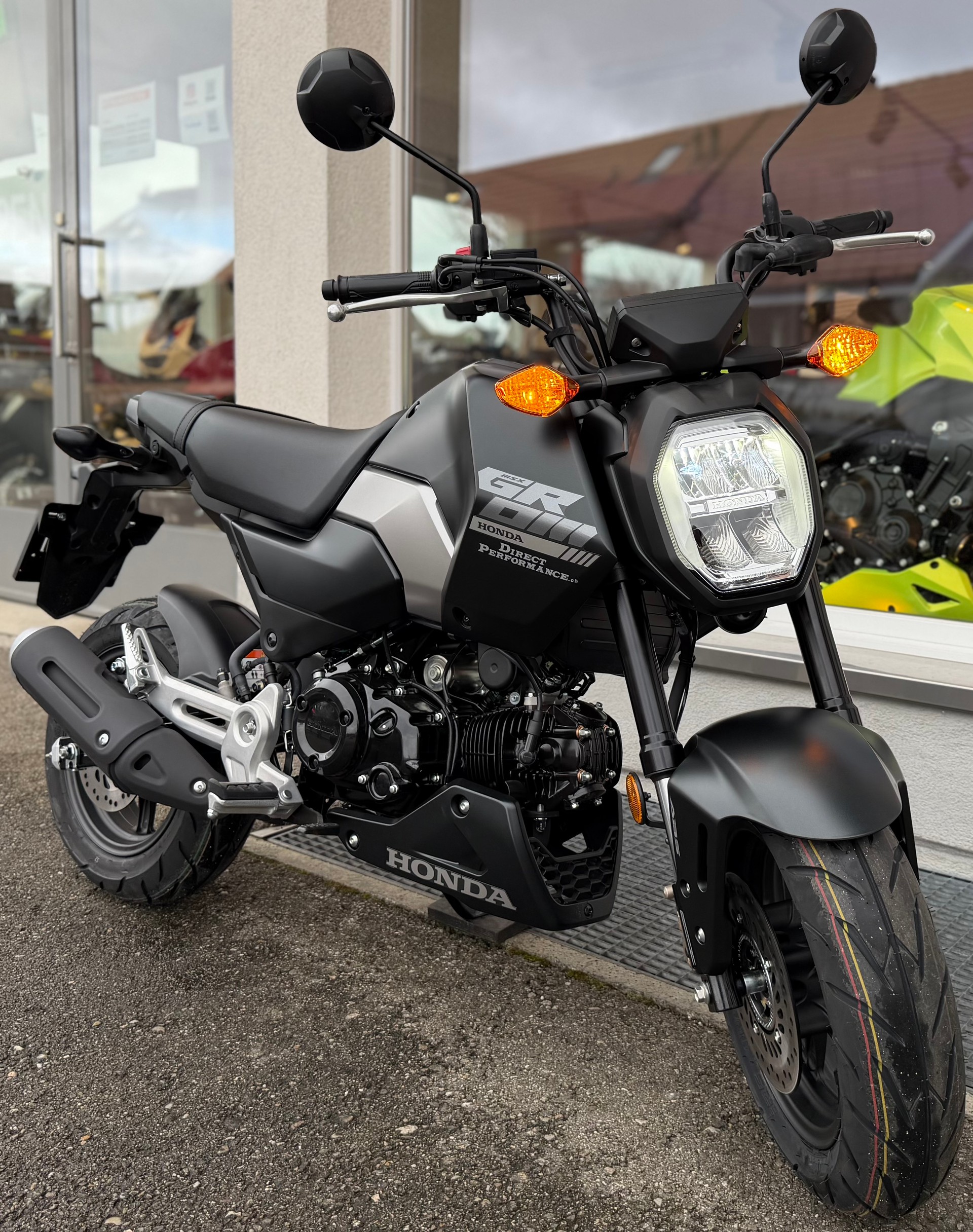 HONDA MSX 125-showroom-element-2