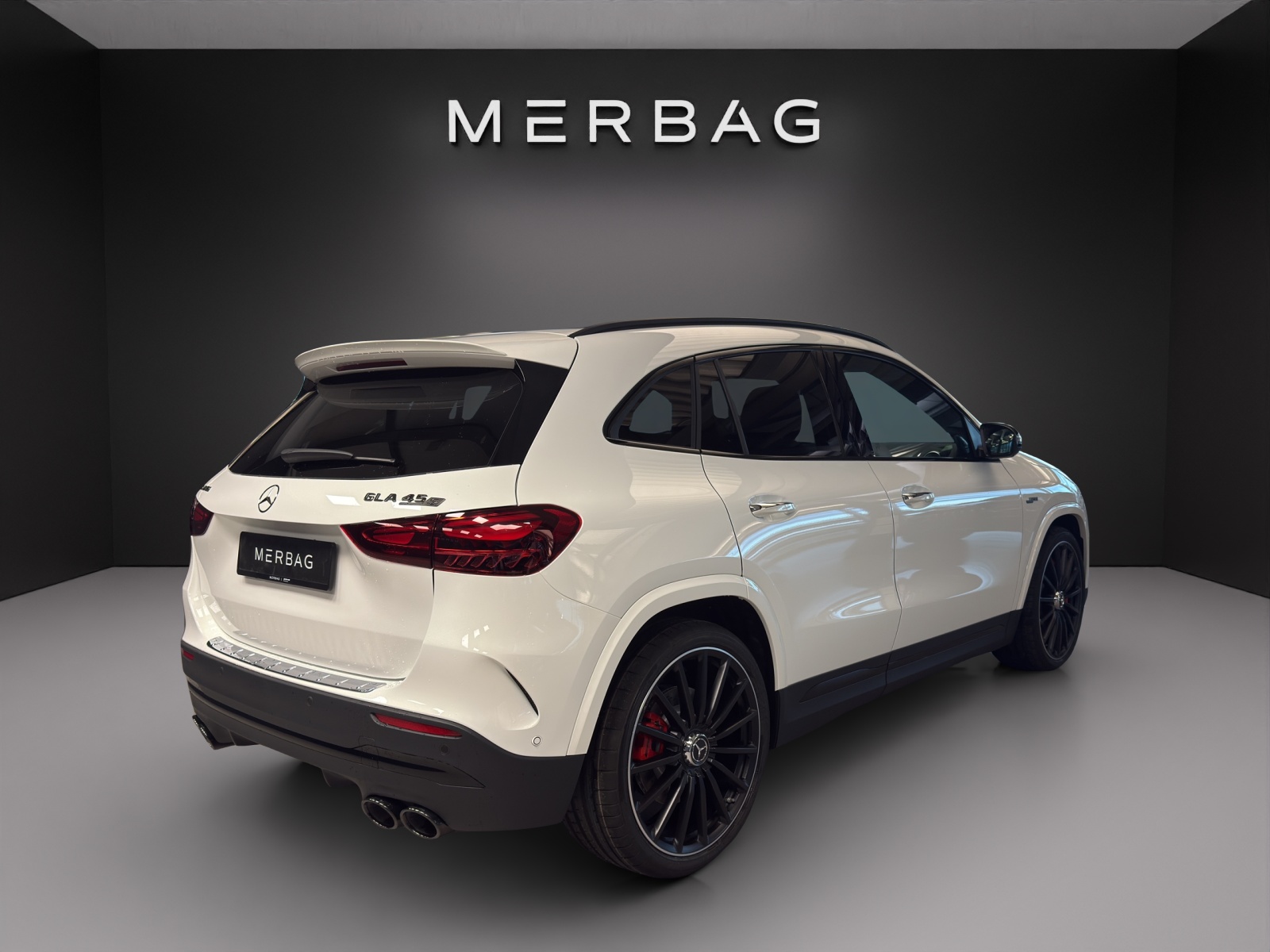 MERCEDES-BENZ GLA AMG 45 S 4M+8G-DCT-image-5