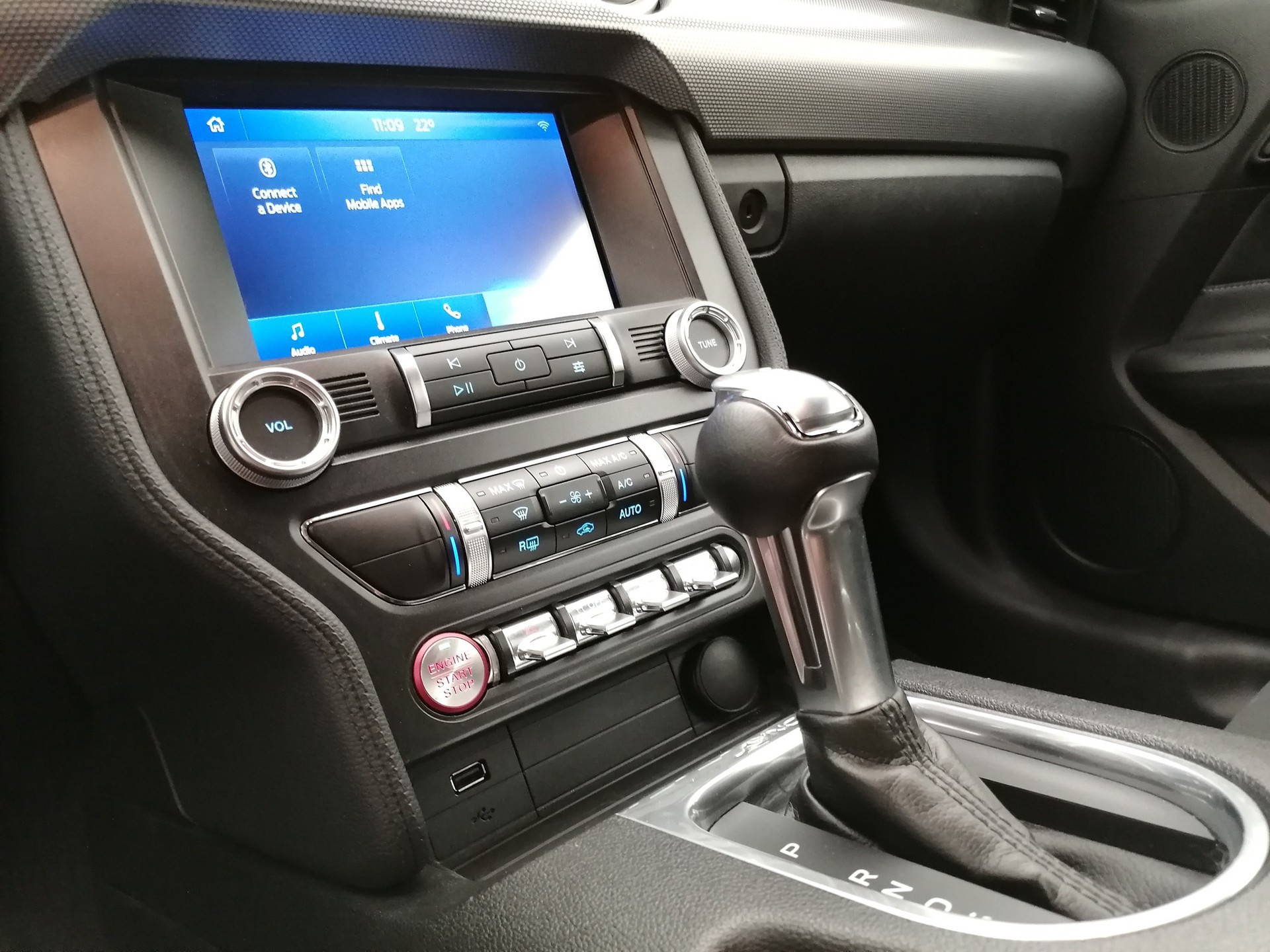FORD Mustang 2.3 Ecoboost-image-10
