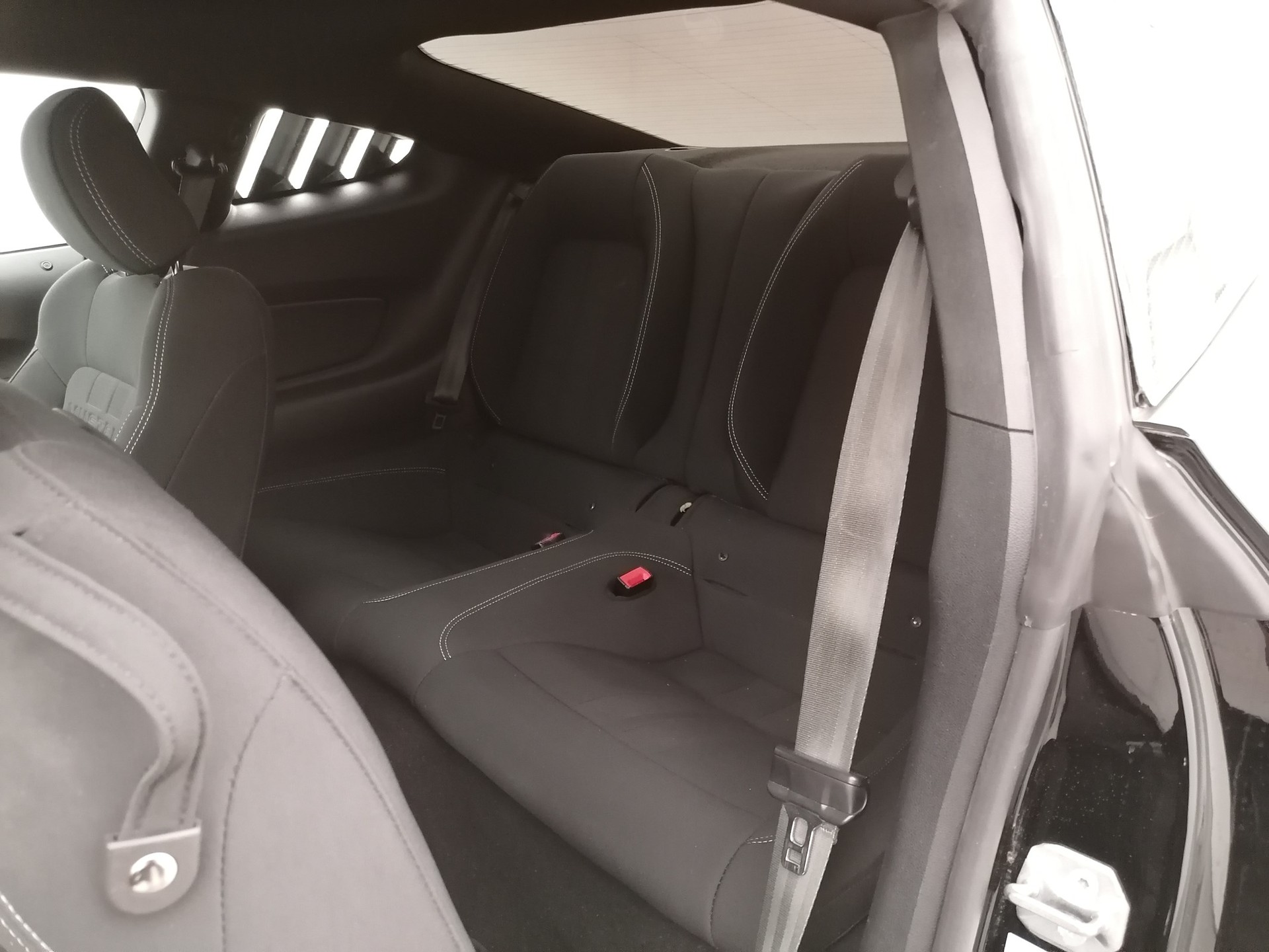 FORD Mustang 2.3 Ecoboost-image-13