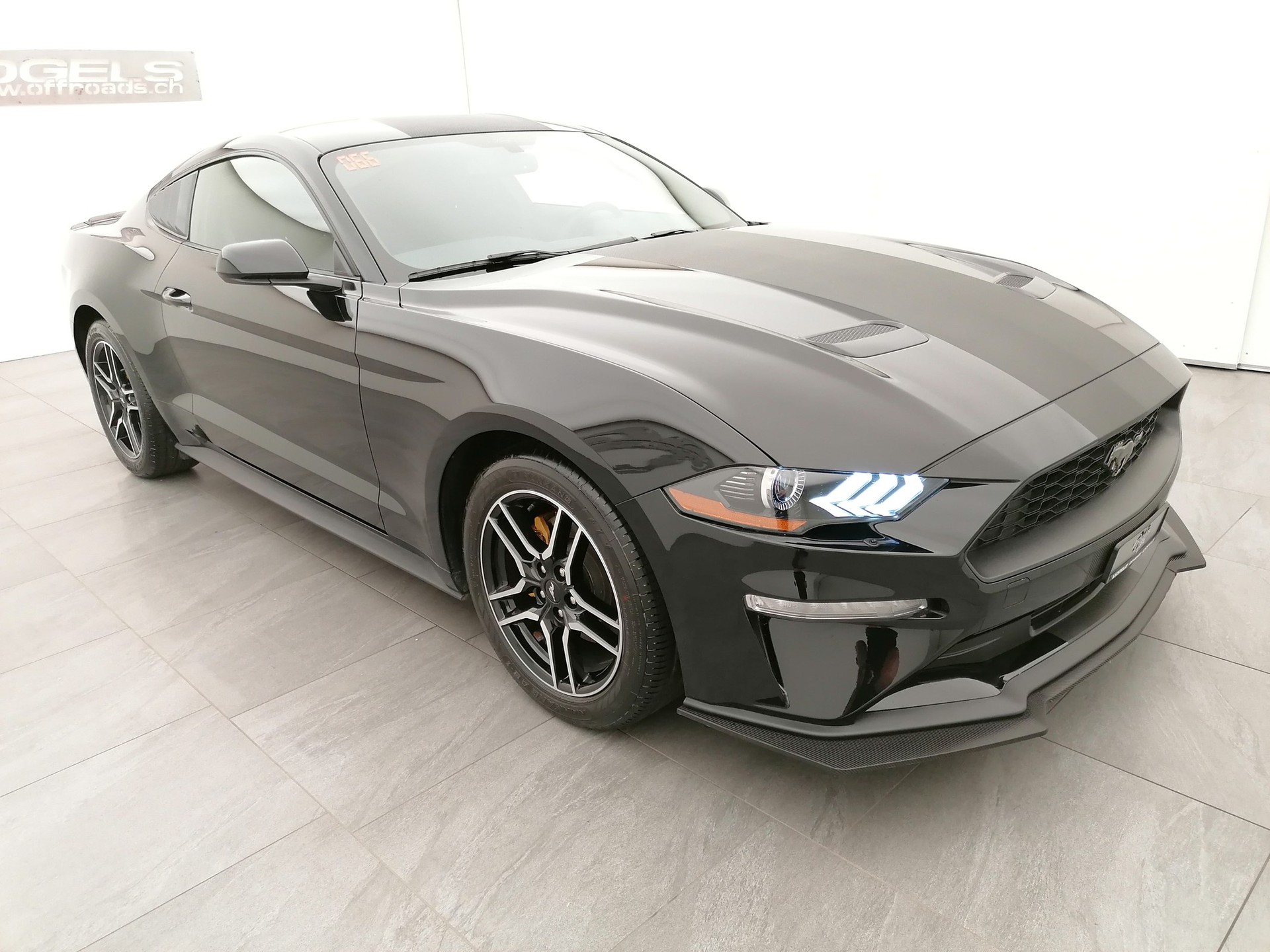 FORD Mustang 2.3 Ecoboost-image-2