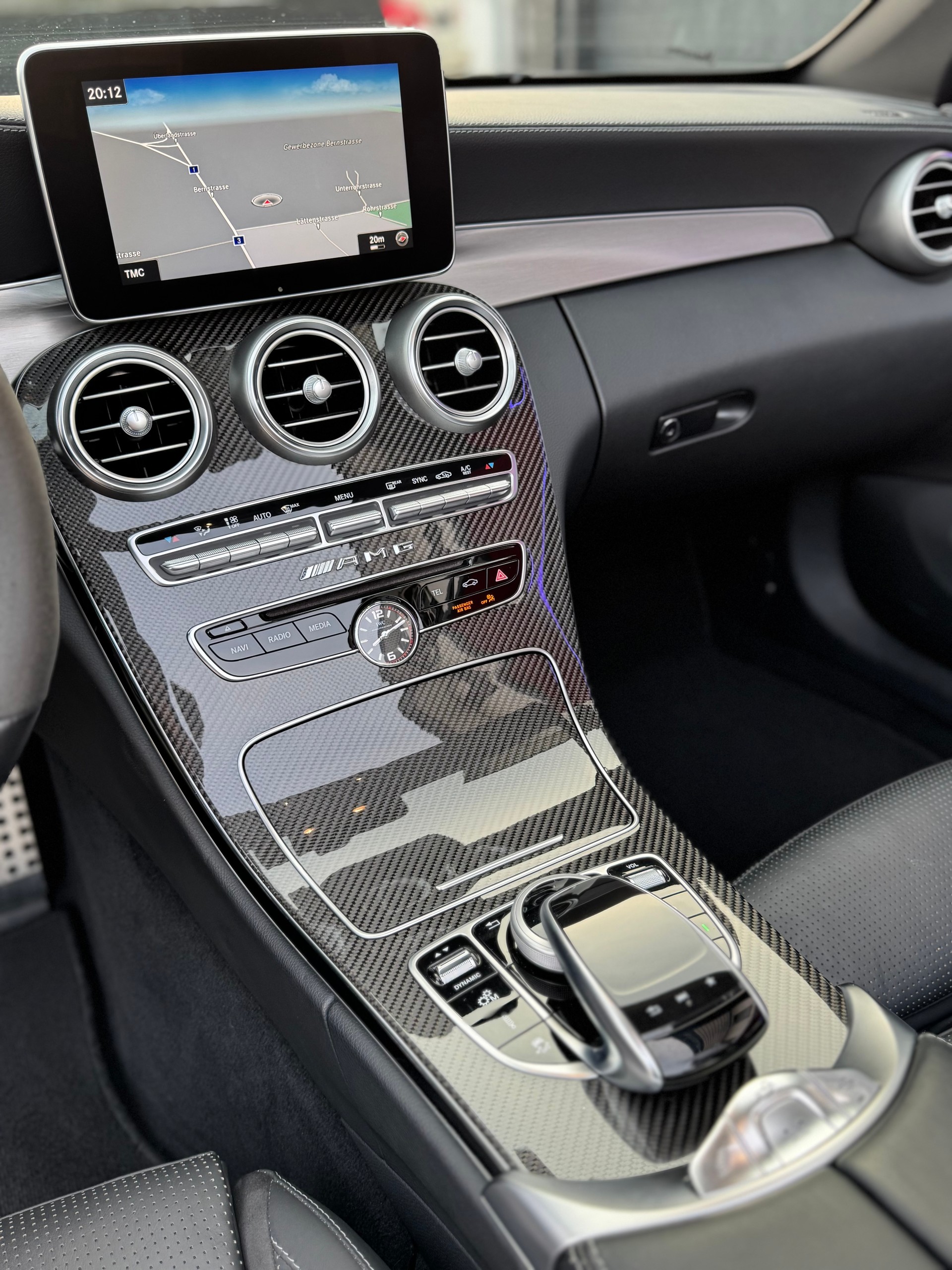 MERCEDES-BENZ C 63 S Cabriolet AMG Speedshift-image-7