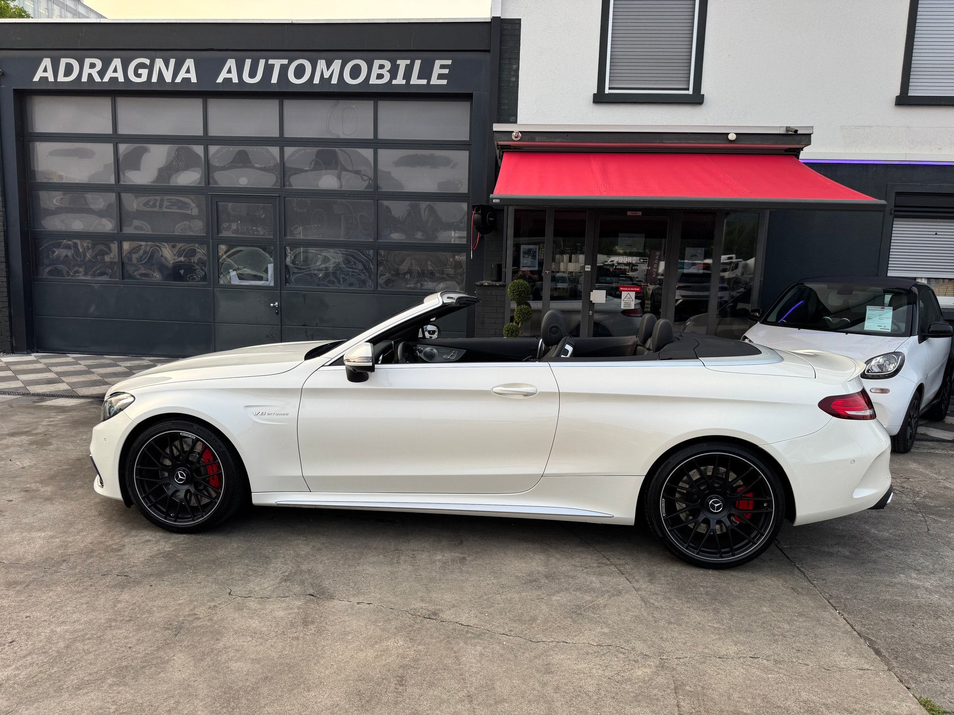 MERCEDES-BENZ C 63 S Cabriolet AMG Speedshift-image-4