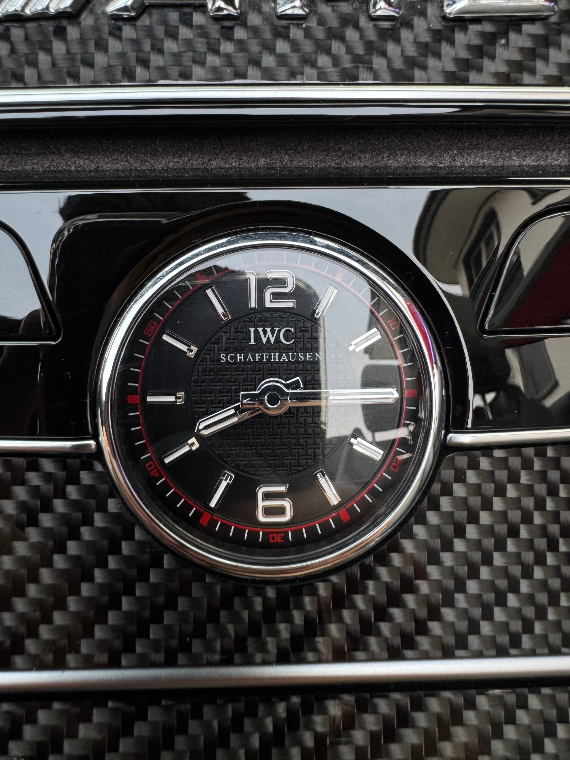 MERCEDES-BENZ C 63 S Cabriolet AMG Speedshift-image-13