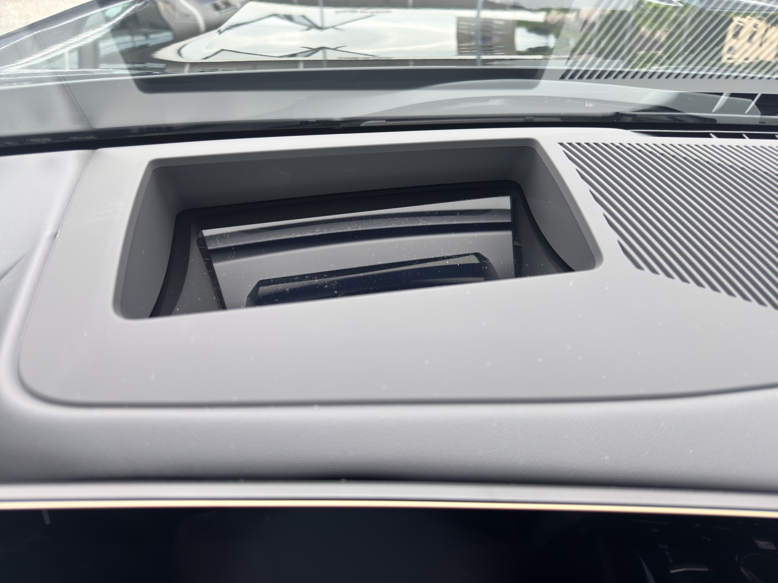 BMW i5 xDrive 40 Touring M Sport Pro-image-15