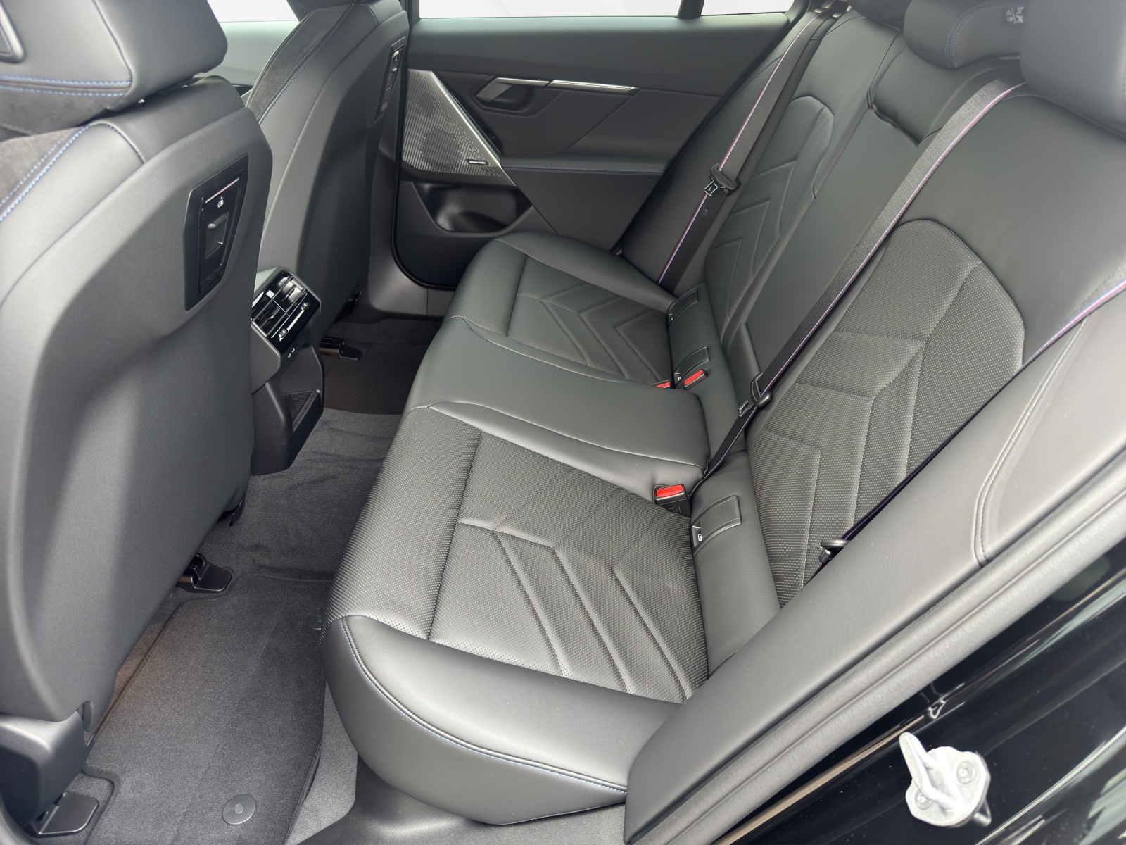 BMW i5 xDrive 40 Touring M Sport Pro-image-10