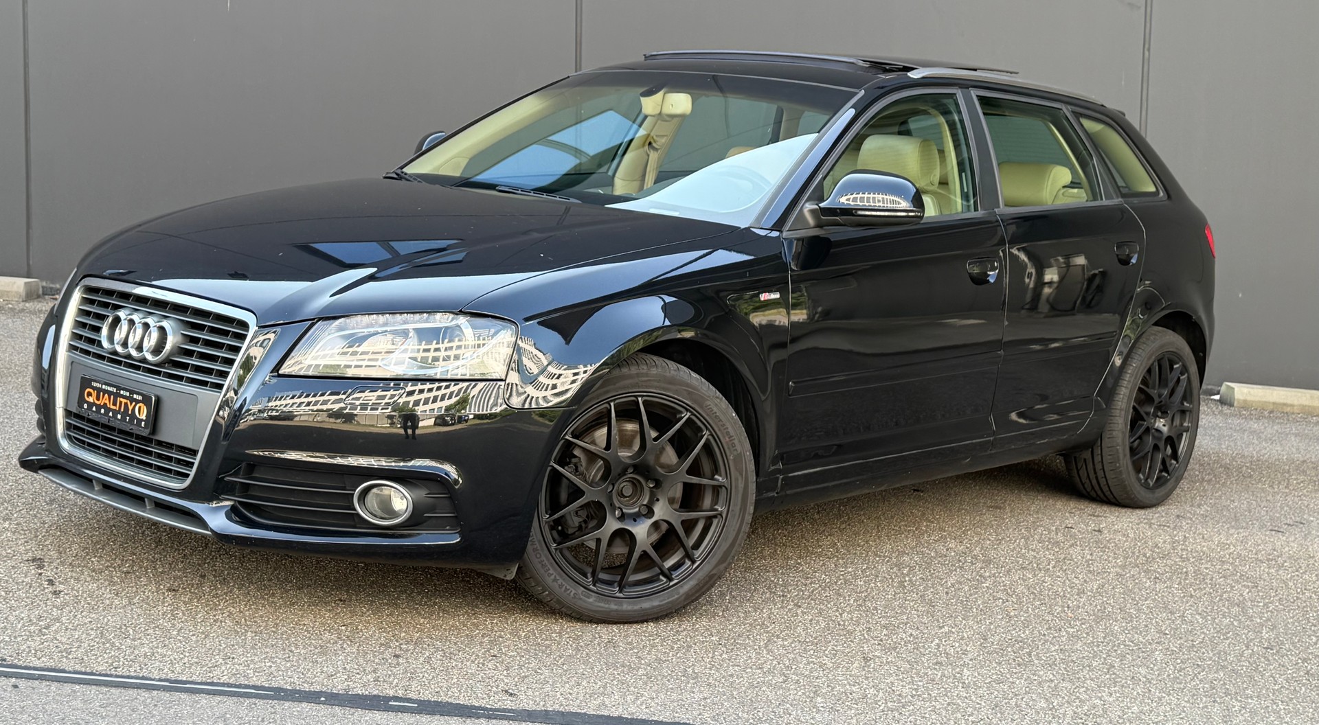 AUDI A3 Sportback 2.0 TFSI Ambition quattro S-tronic S/Line-image-0
