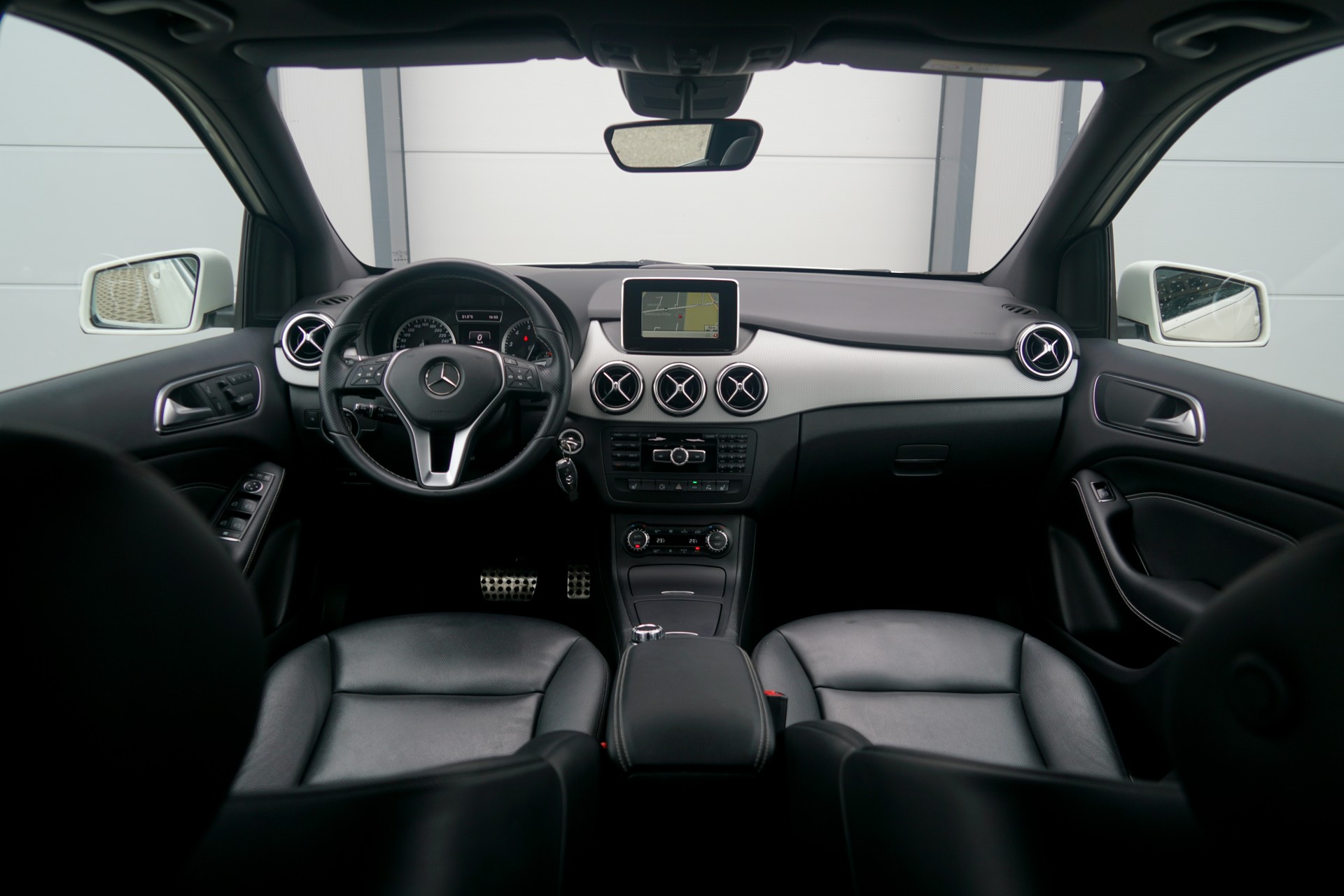 MERCEDES-BENZ B 220 4Matic 7G-DCT (CH)-image-15