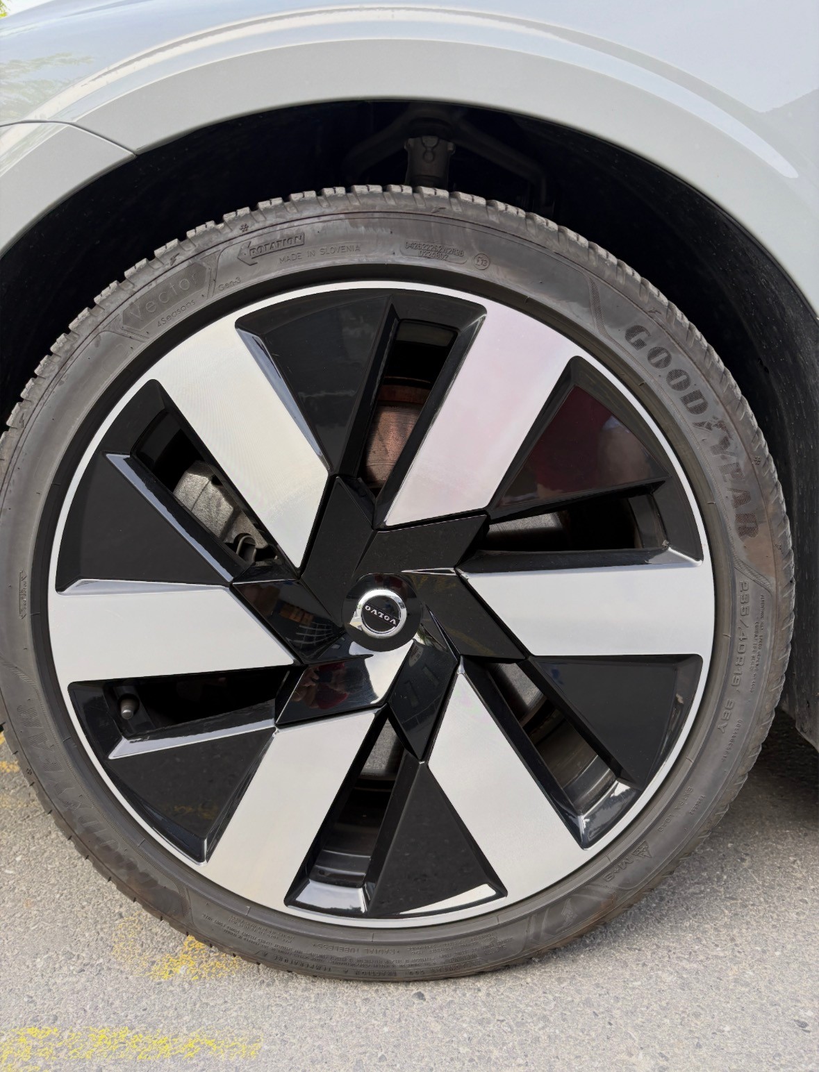 VOLVO T6 TE Dark AWD Recharge-image-10