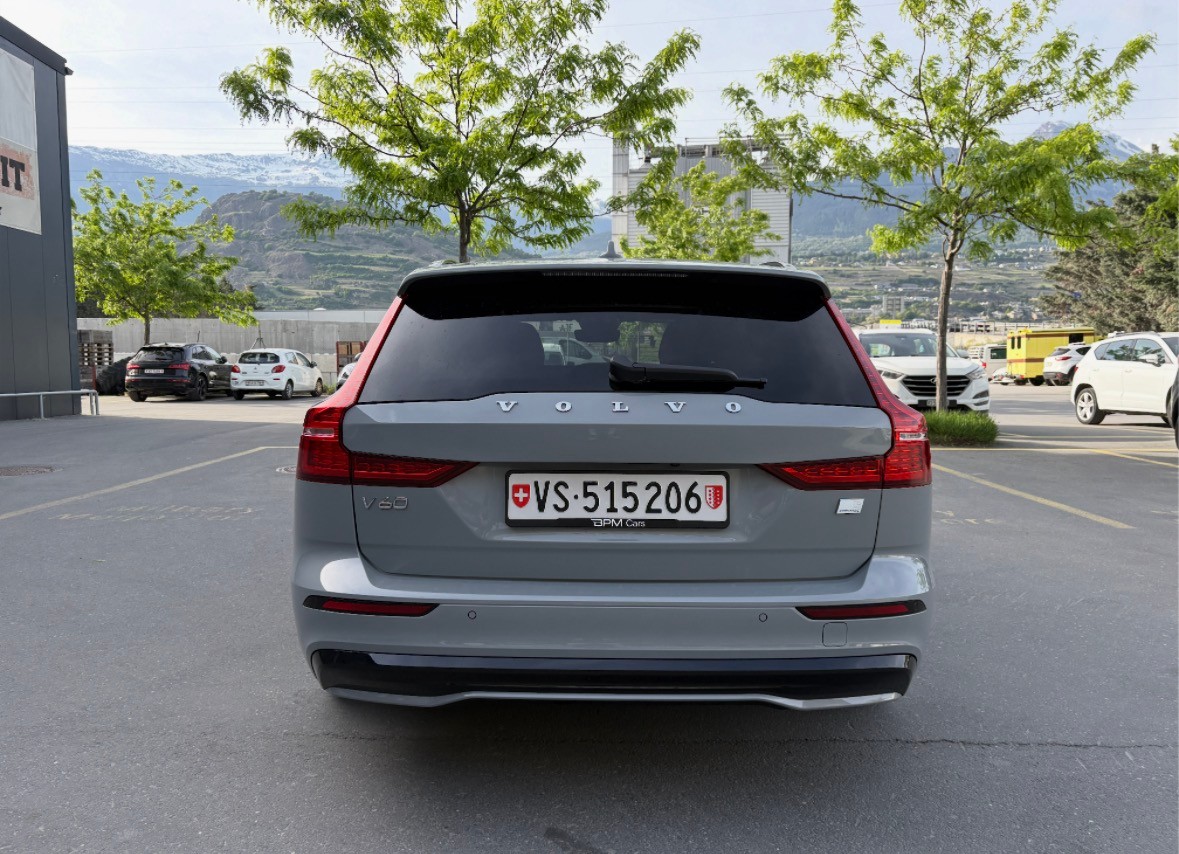 VOLVO T6 TE Dark AWD Recharge-image-3