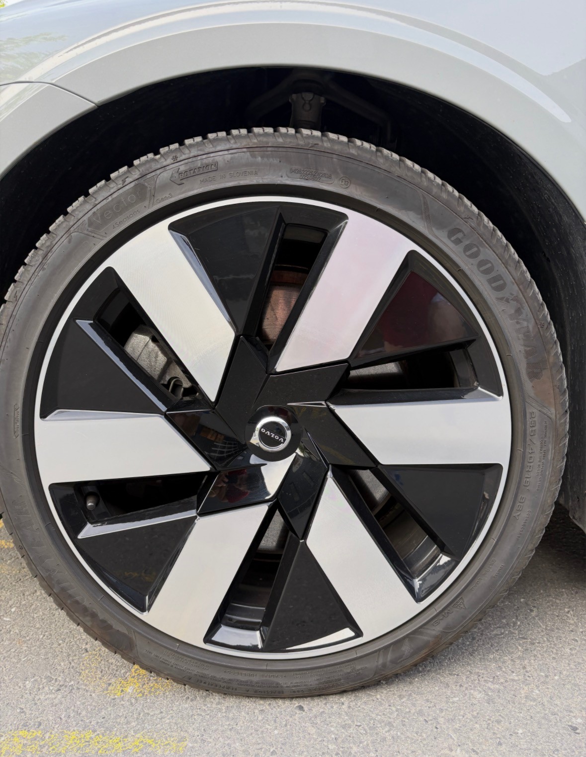 VOLVO T6 TE Dark AWD Recharge-image-8