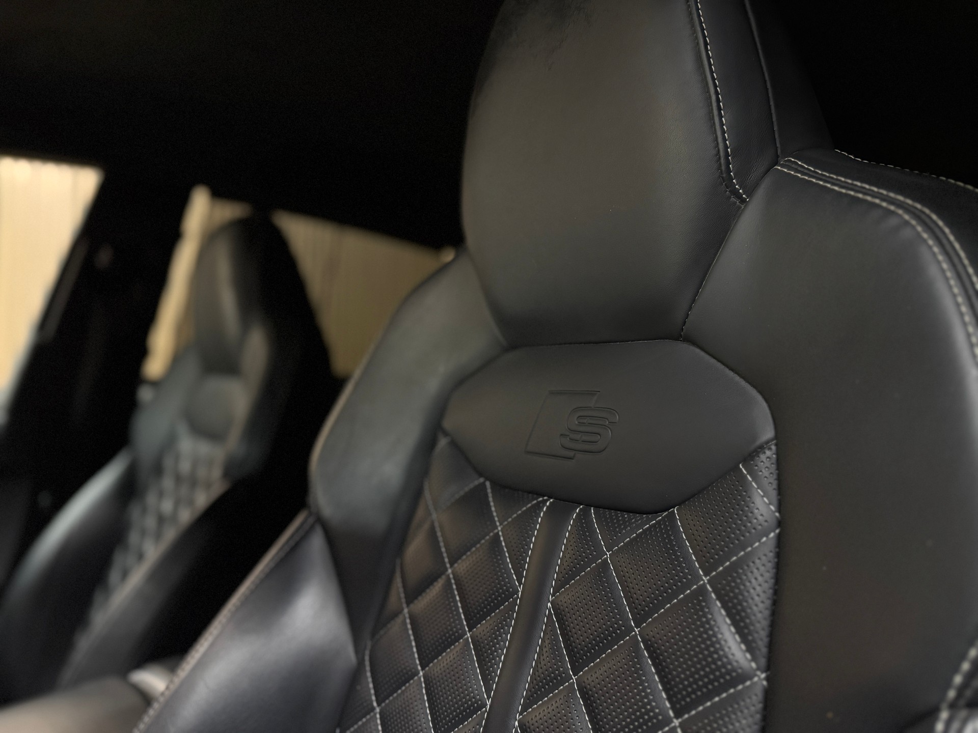 AUDI SQ8 50 TDI quattro tiptronic - *ab CHF 639.-/ Monat*-image-13